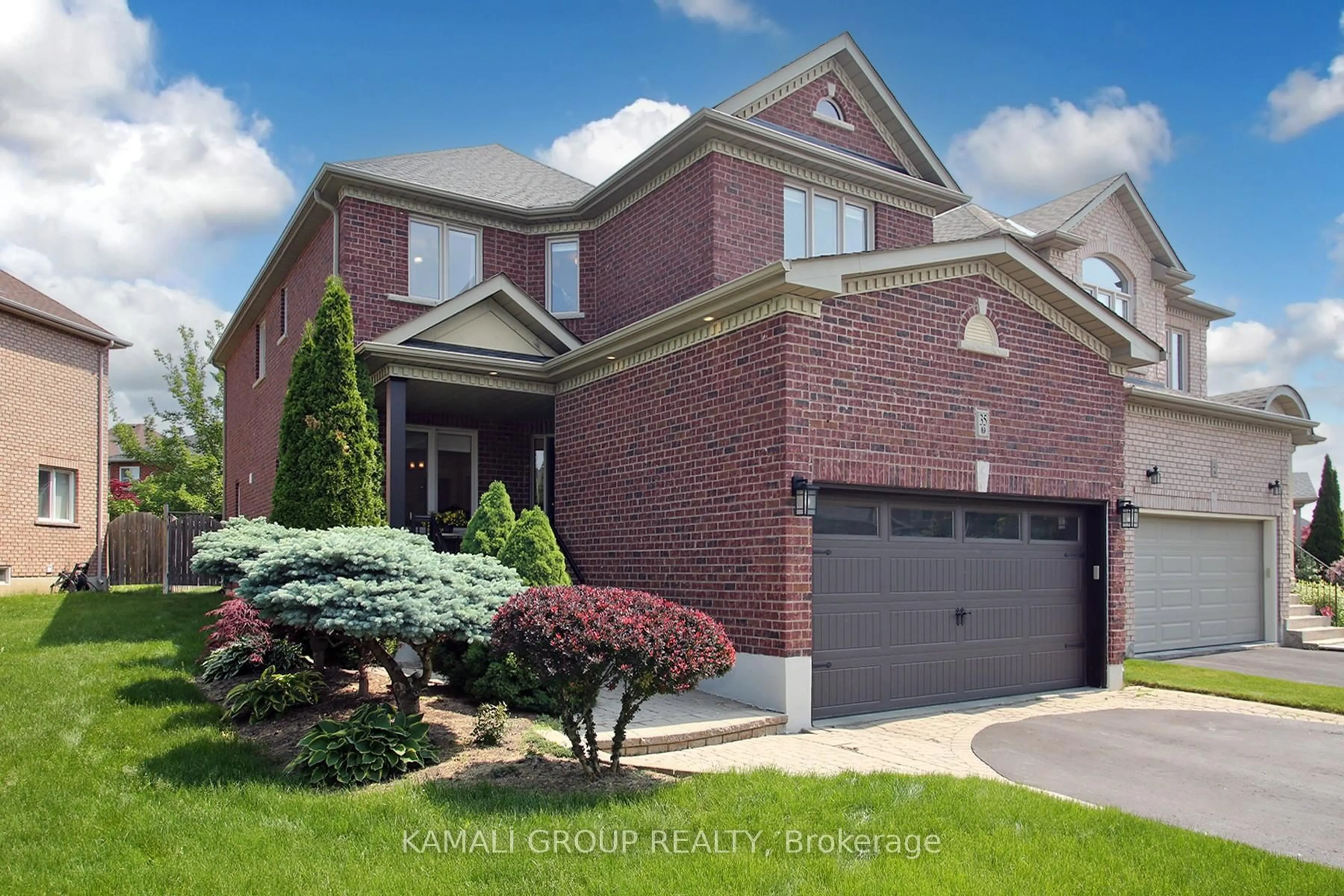 Home with brick exterior material, street for 35 Sandy Point Dr, Richmond Hill Ontario L4S 2W7