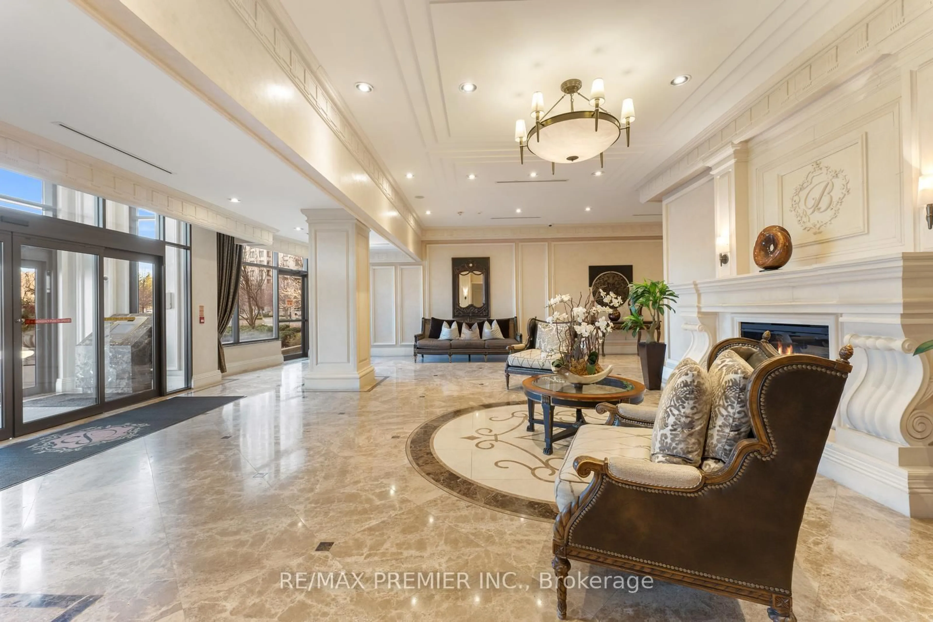 Lobby for 9235 Jane St #209, Vaughan Ontario L6A 0J8