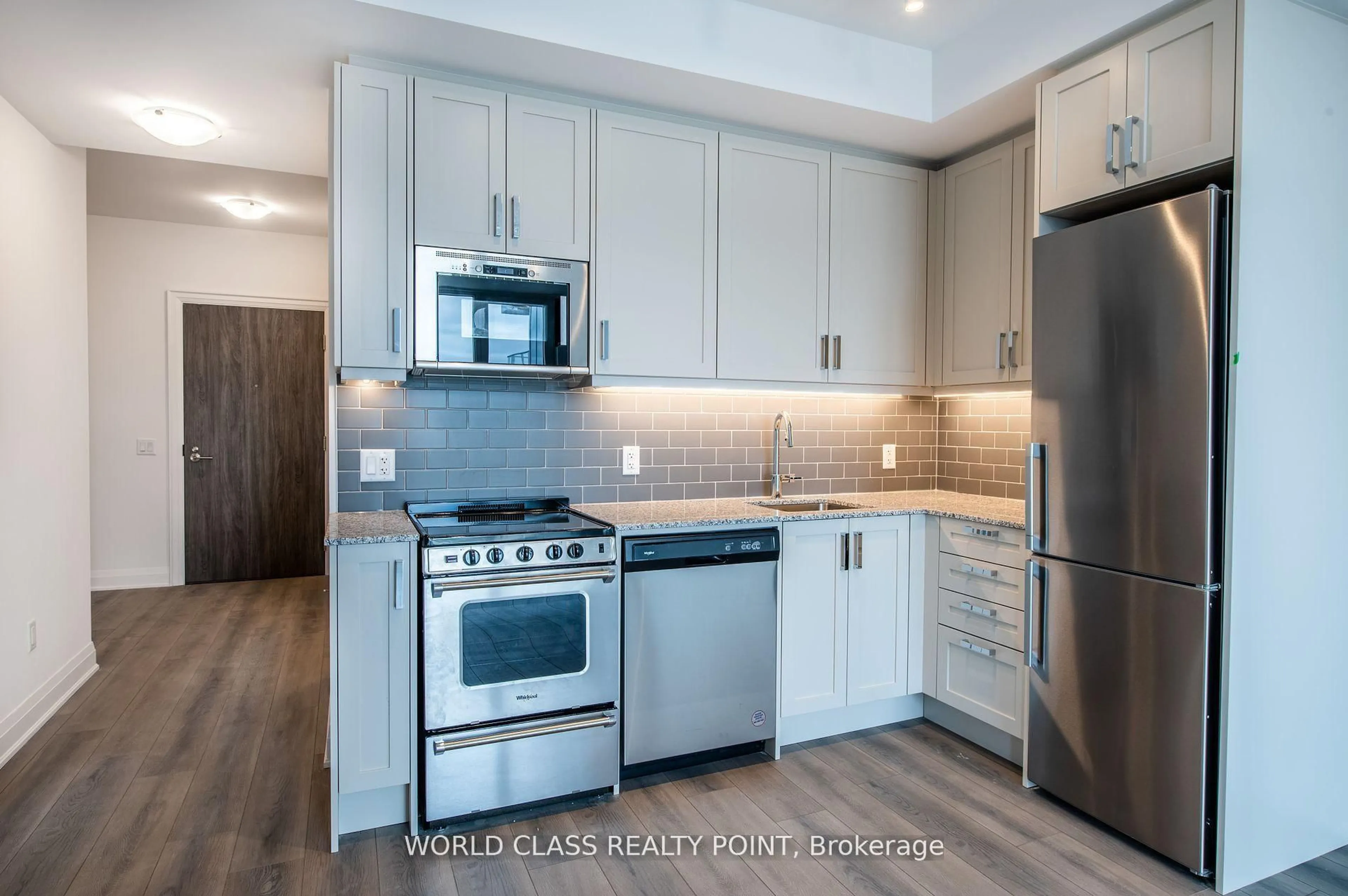 Unknown for 10 Gatineau Dr #710, Vaughan Ontario L4J 0L2