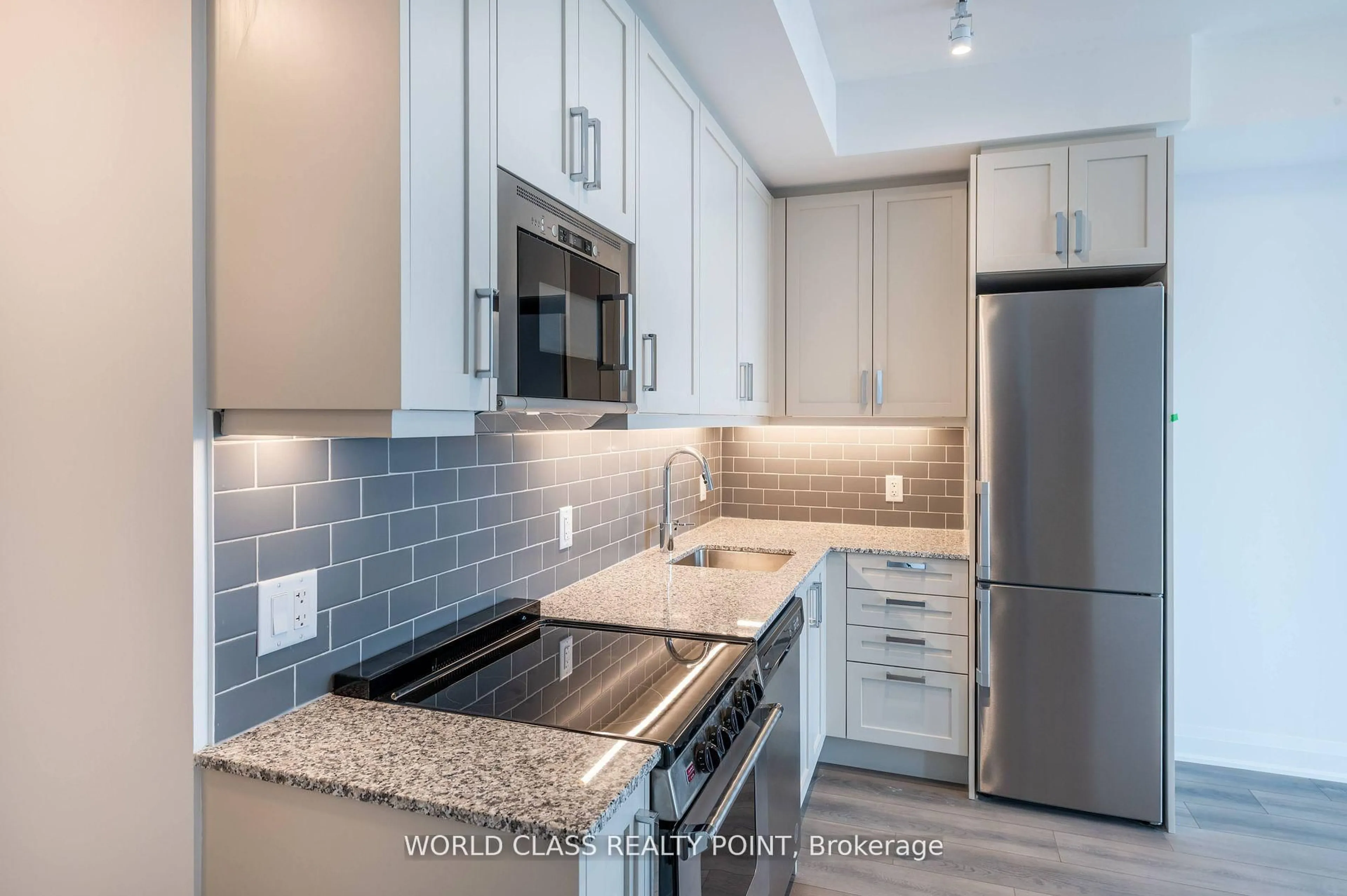 Unknown for 10 Gatineau Dr #710, Vaughan Ontario L4J 0L2