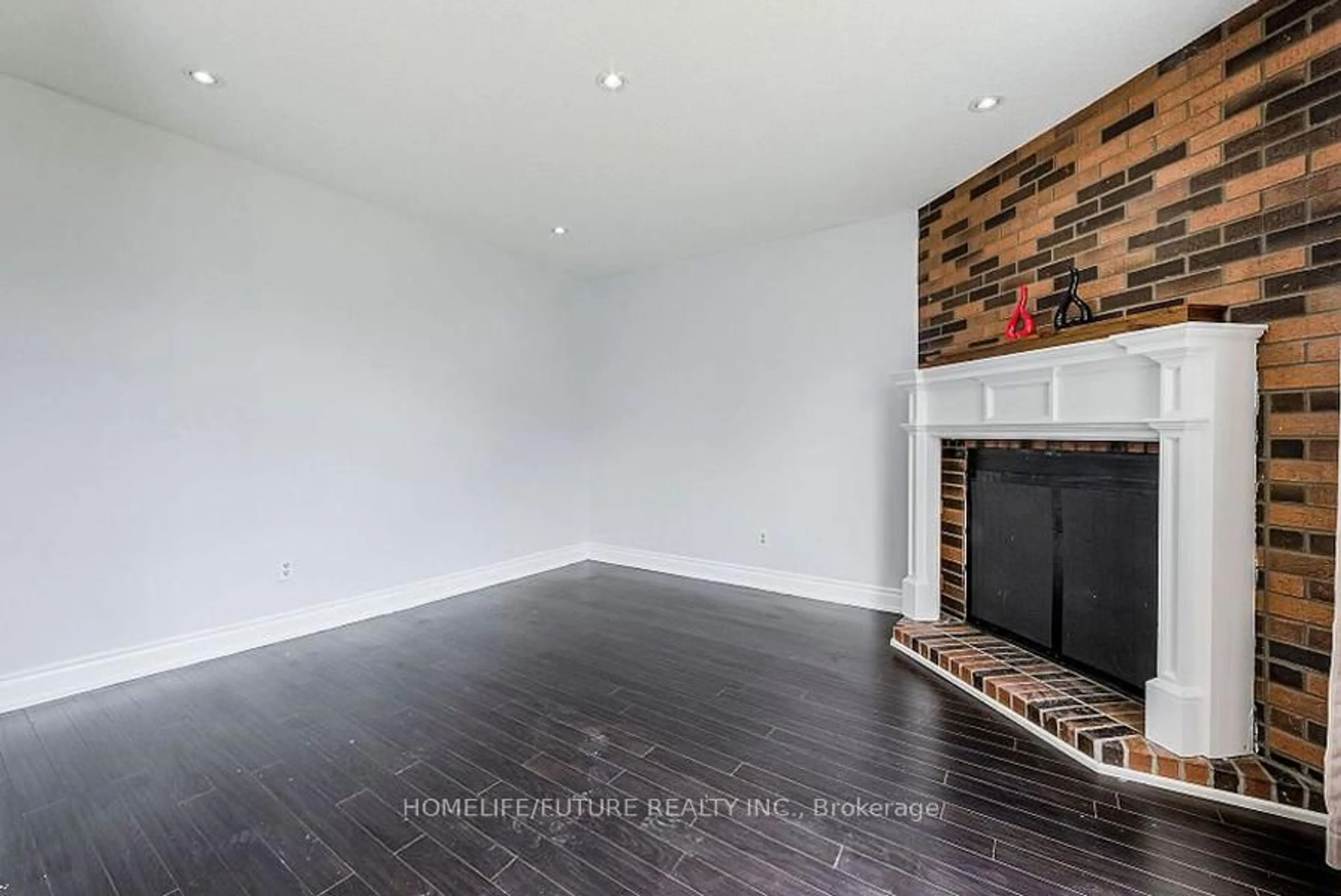 A pic of a room for 149 Terrosa Rd, Markham Ontario L3S 2P7