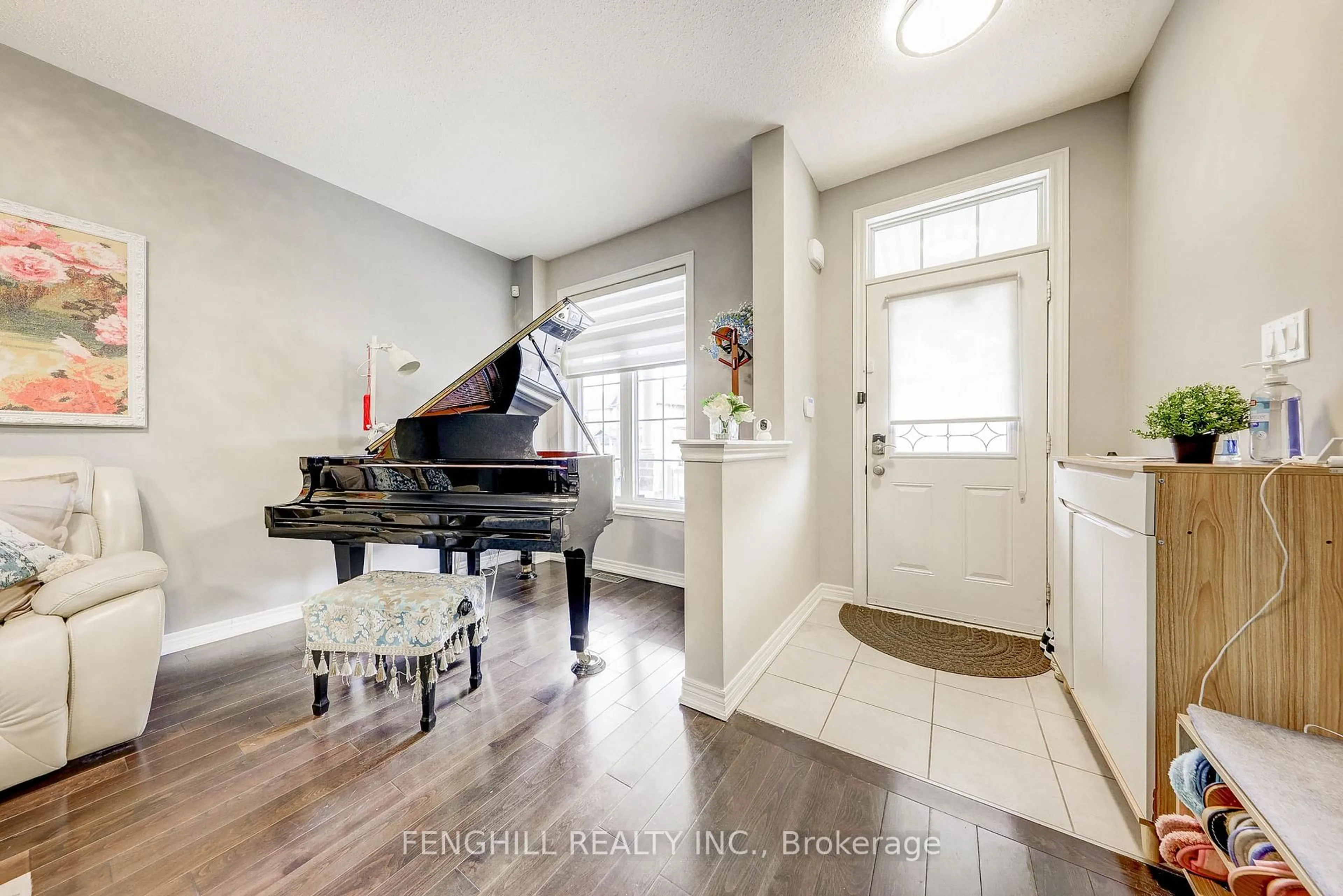 Indoor entryway for 23 Cherna Ave, Markham Ontario L6C 0X5