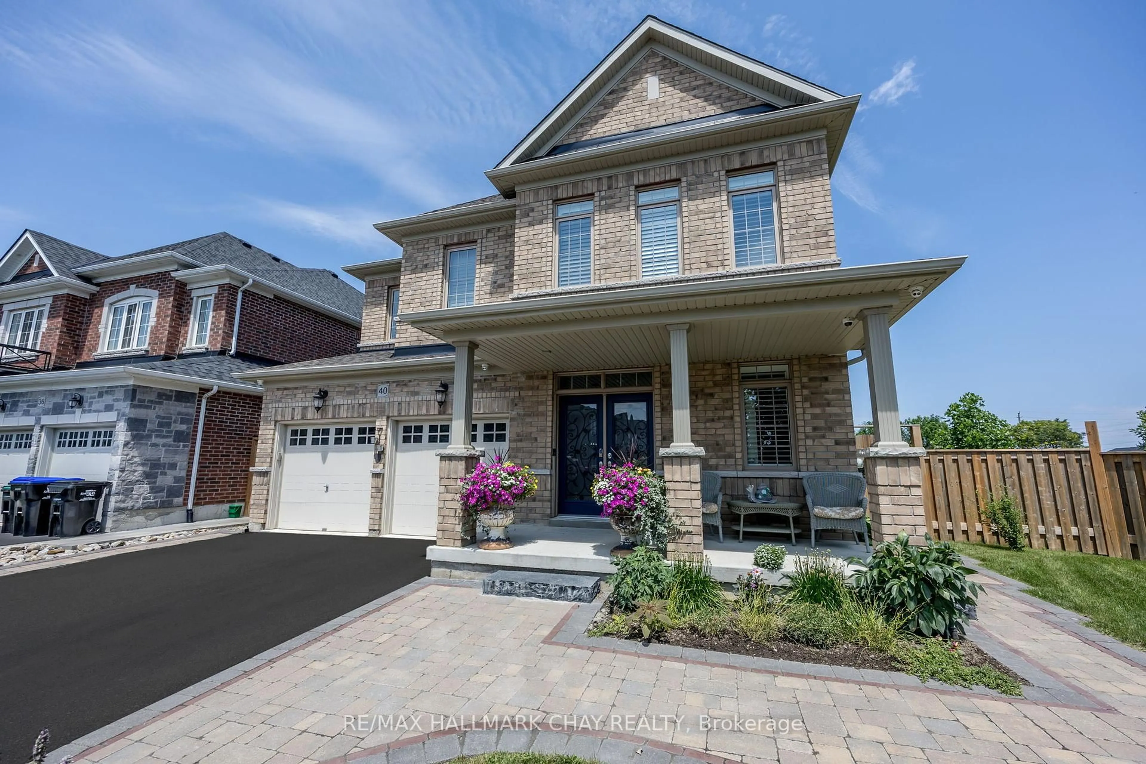 Home with brick exterior material, street for 40 Cayton Cres, Bradford West Gwillimbury Ontario L3Z 2A6
