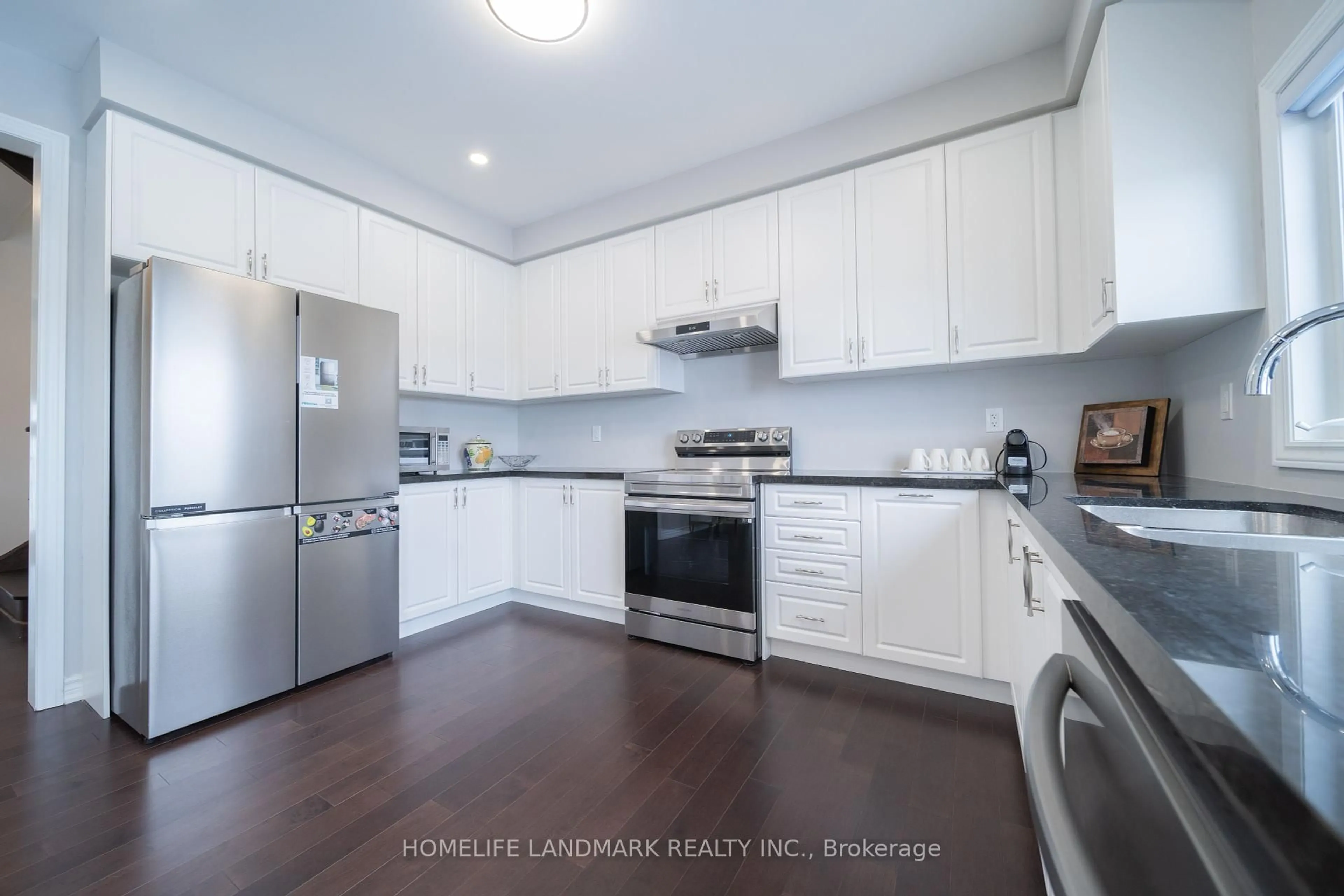 Unknown for 122 Connell Dr, Georgina Ontario L4P 0K2