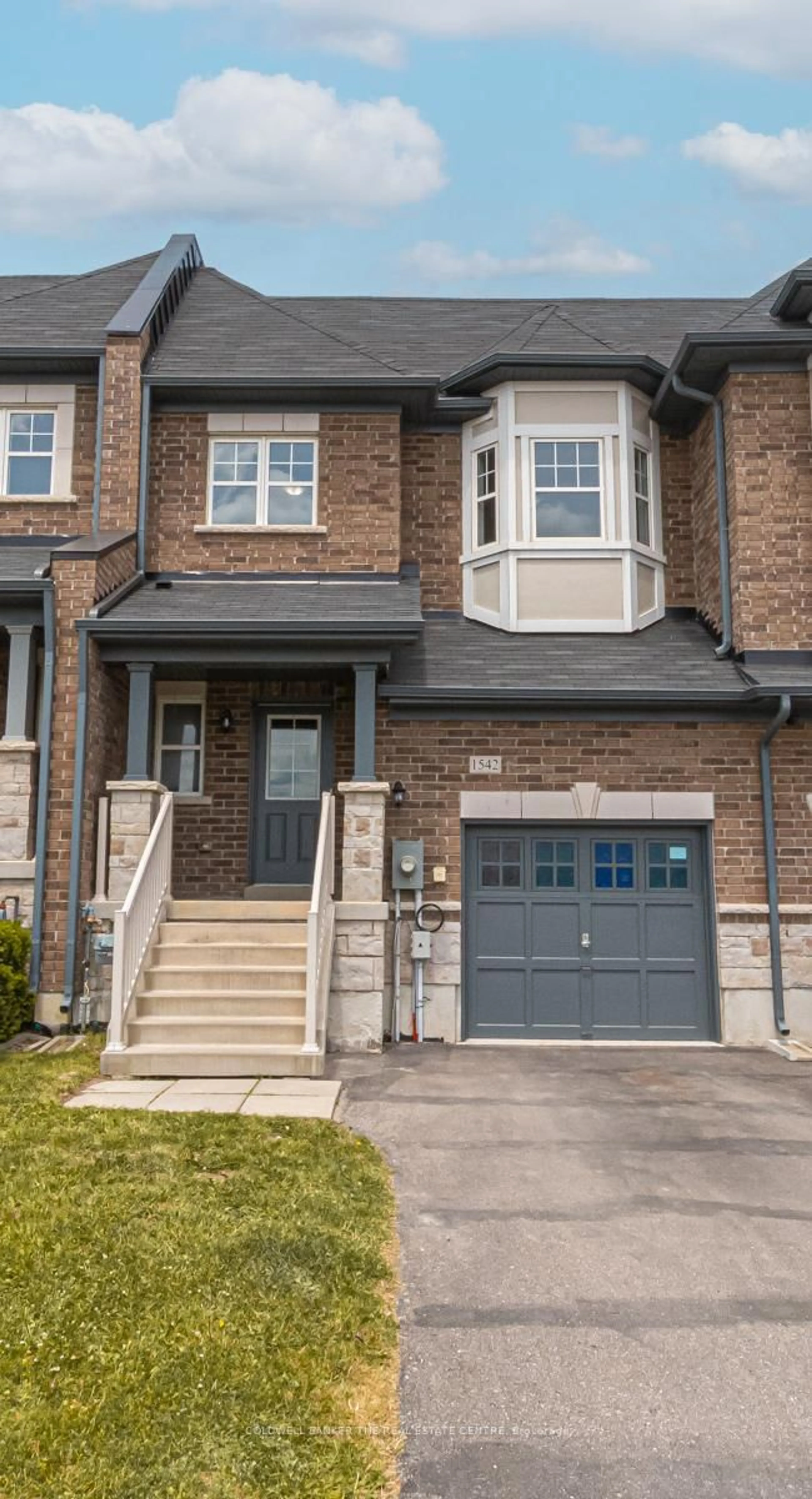 Home with brick exterior material, street for 1542 Marling St, Innisfil Ontario L0L 1W0