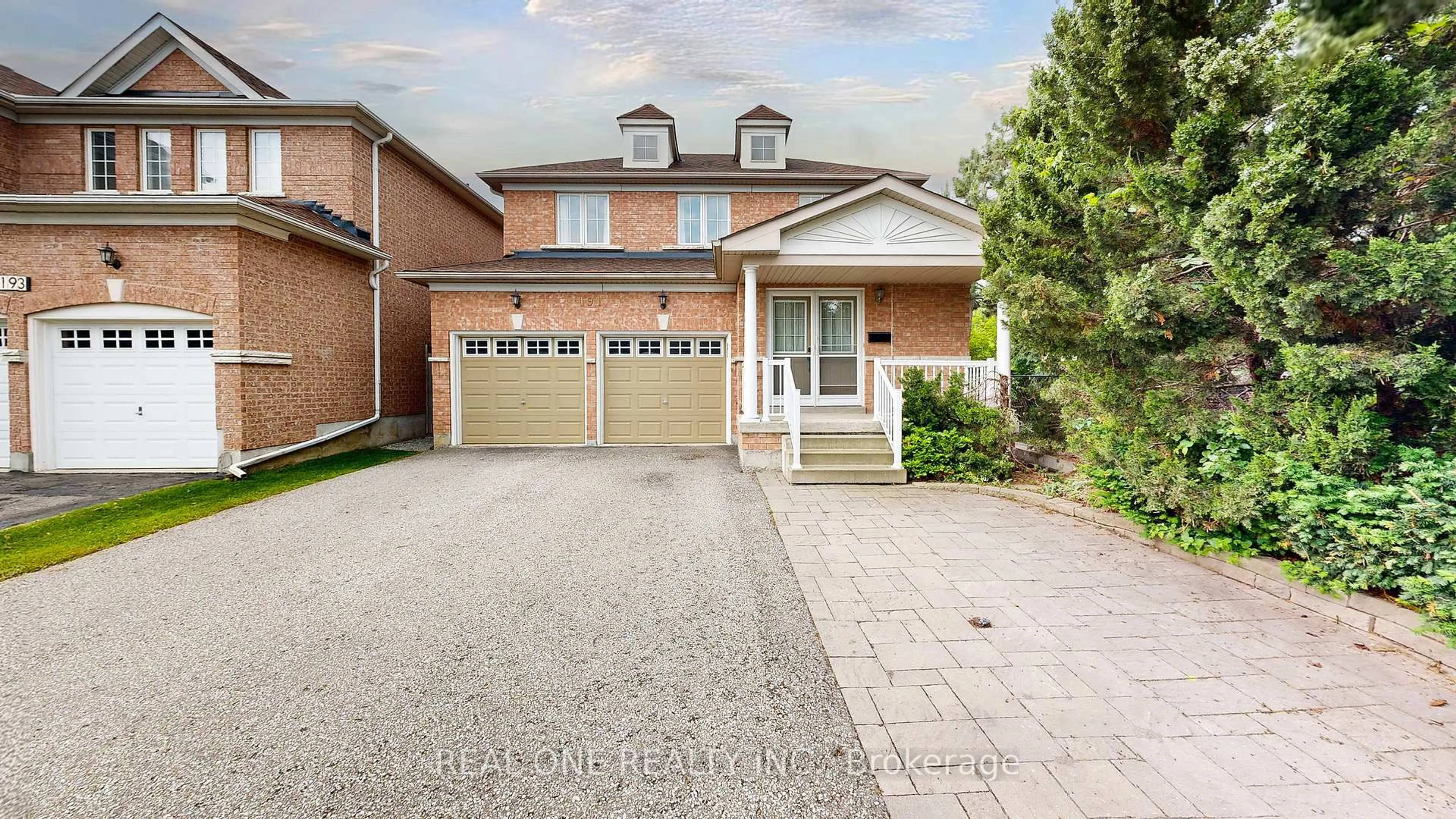Home with brick exterior material, street for 191 Helen Ave, Markham Ontario L3R 1J7