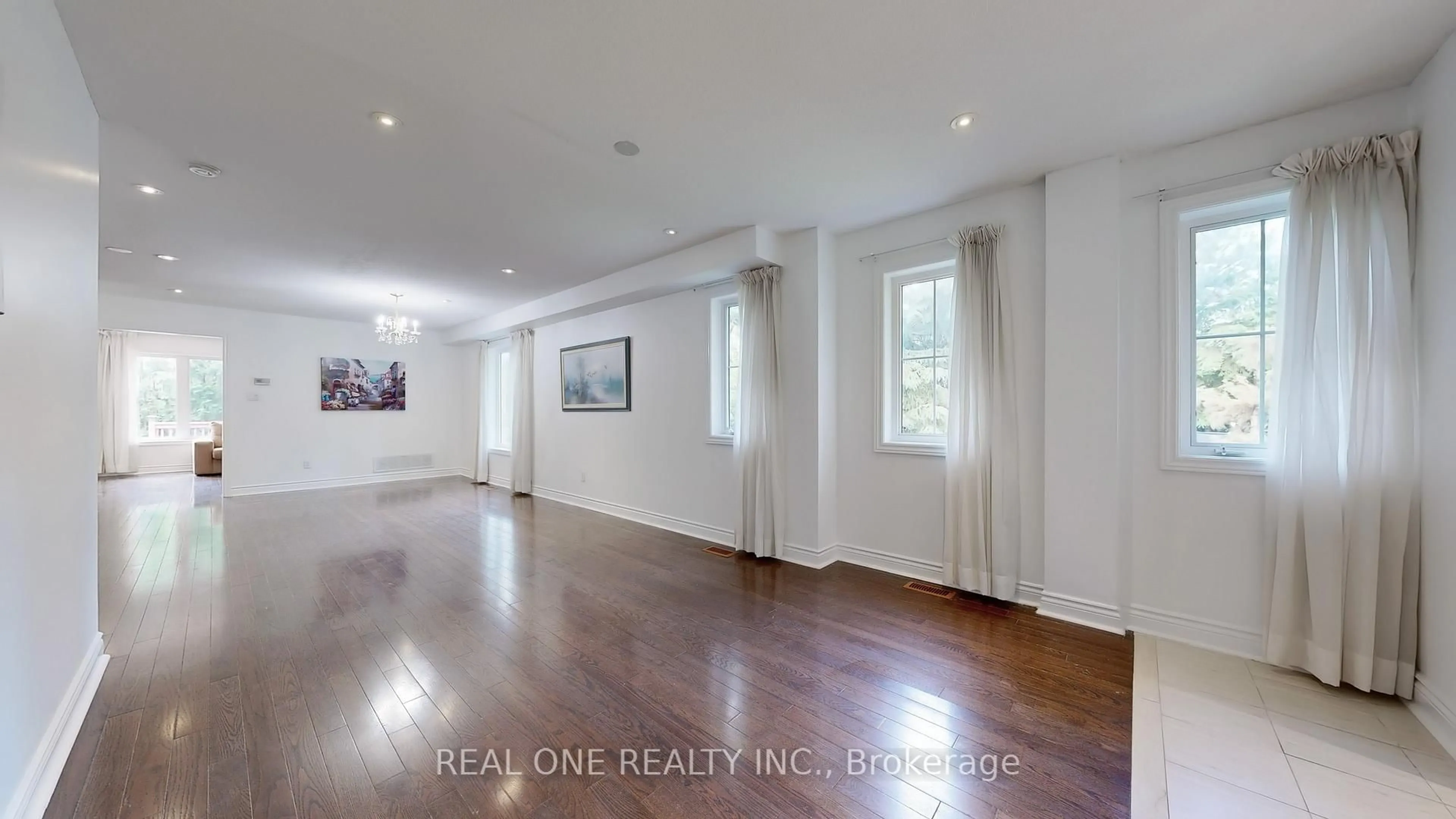 Unknown for 191 Helen Ave, Markham Ontario L3R 1J7