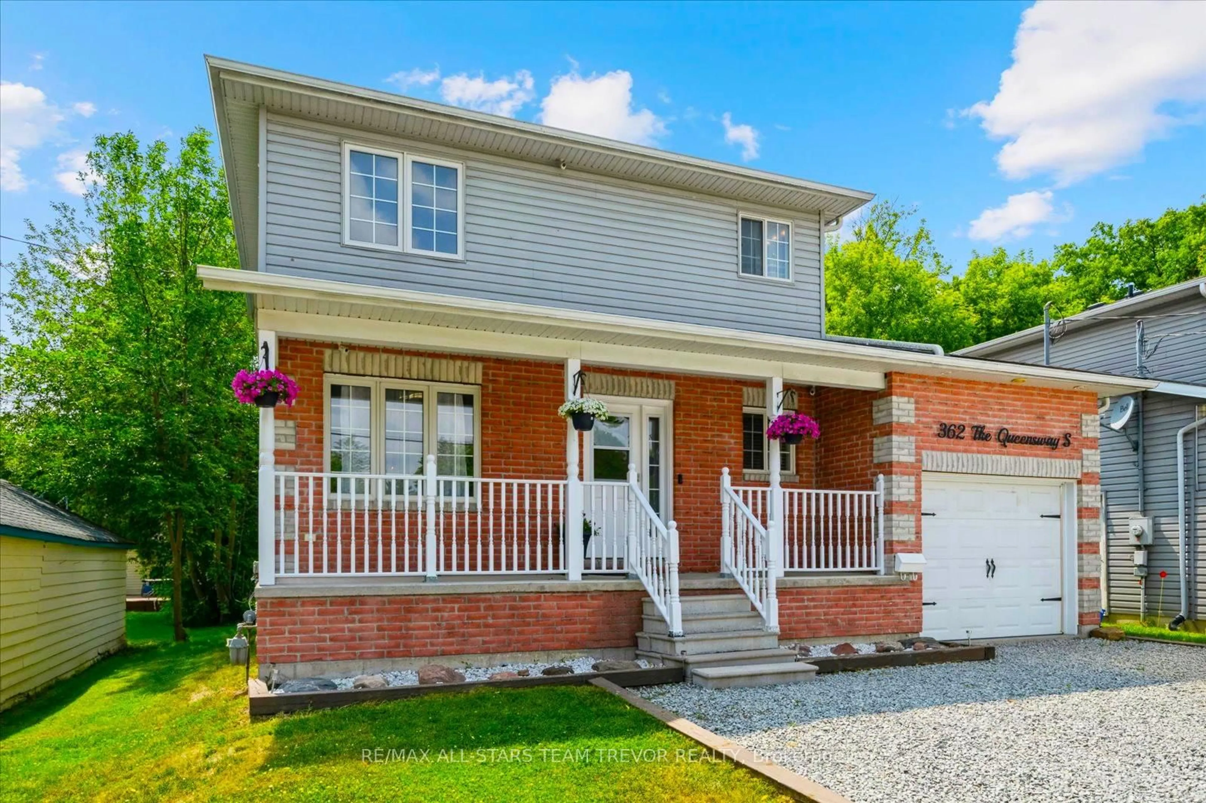 Home with brick exterior material, street for 362 The Queensway Way, Georgina Ontario L4P 2C2