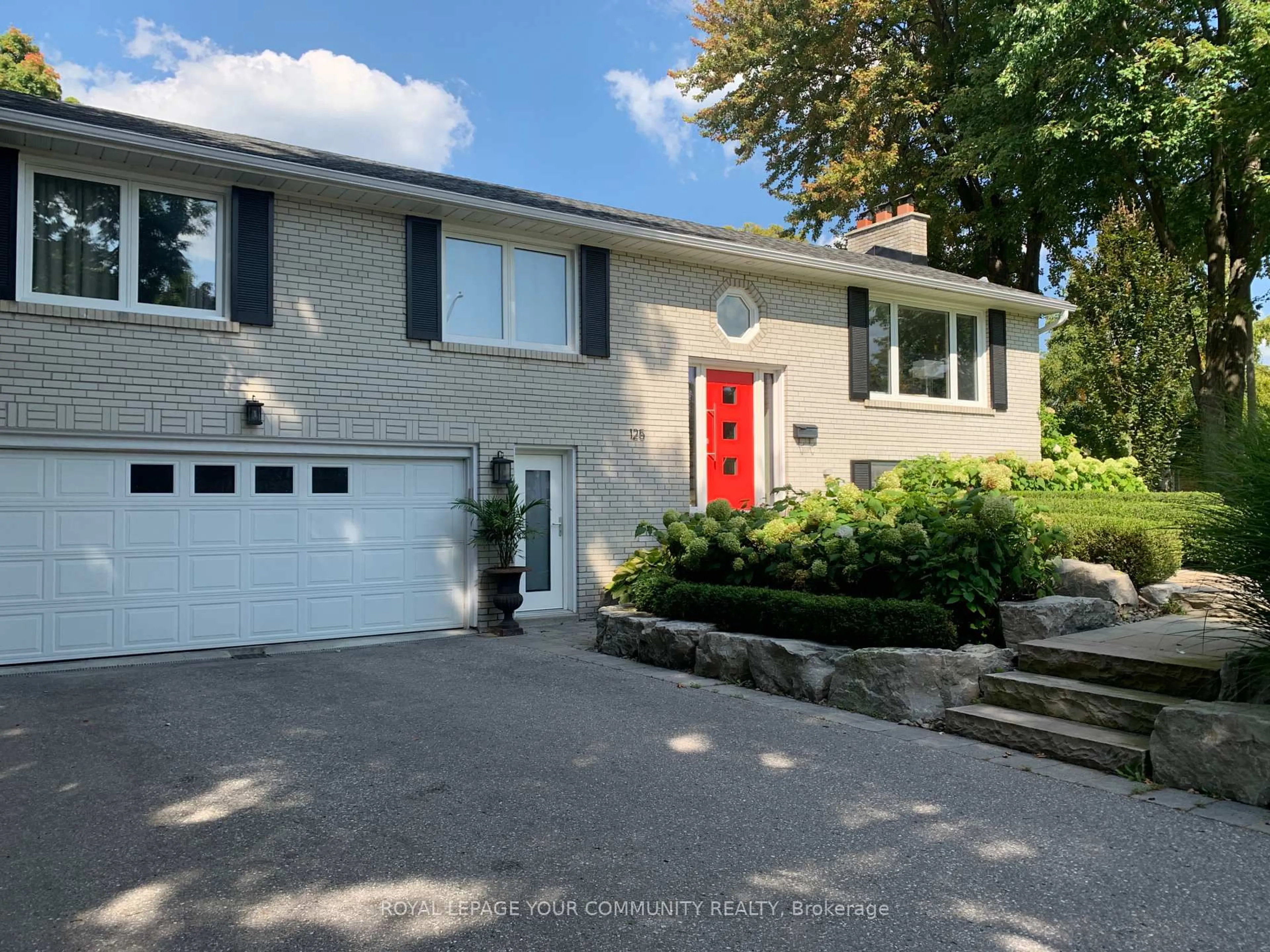 Unknown for 125 Laverock Ave, Richmond Hill Ontario L4C 4J8