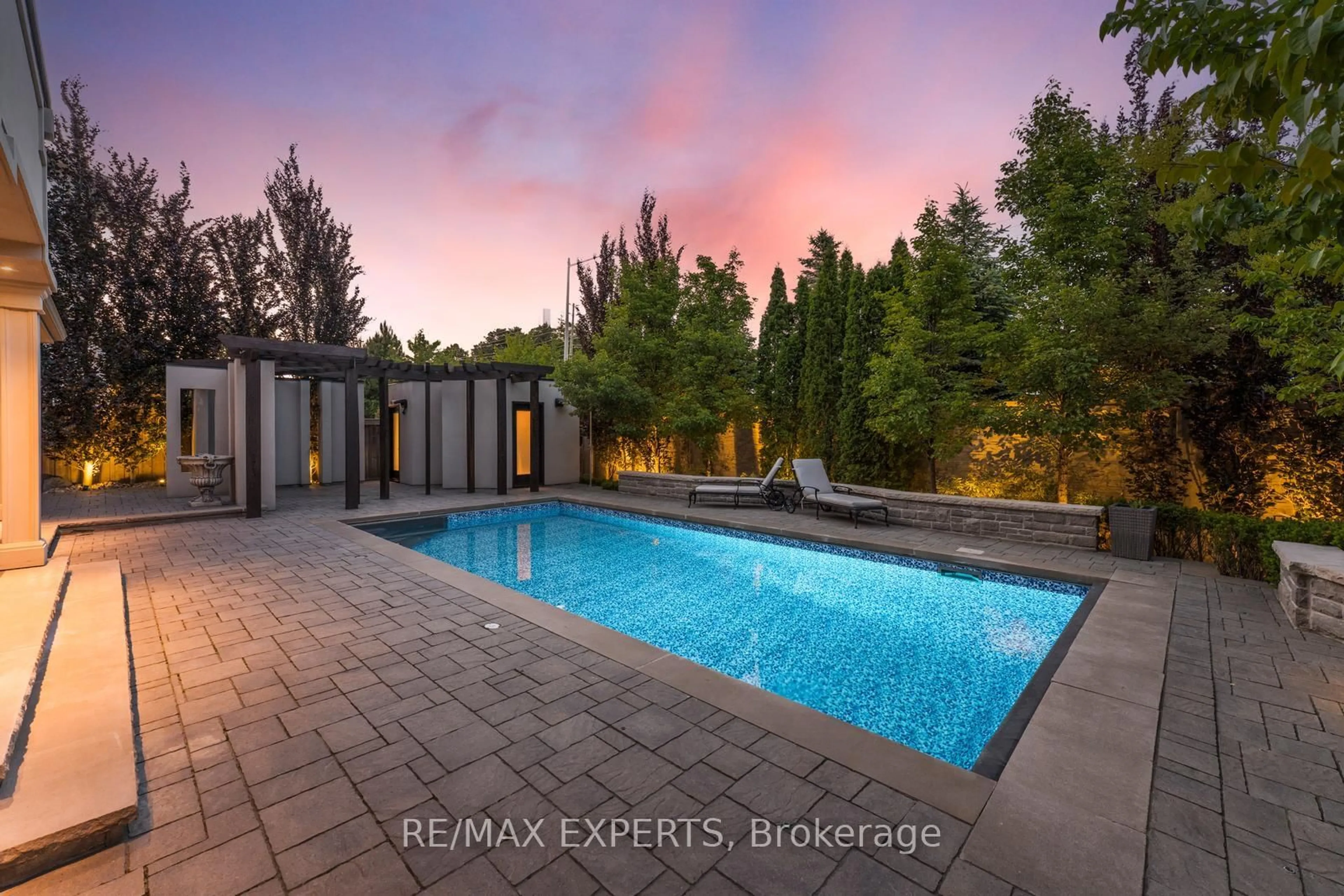 Pool for 59 Sarracini Cres, Vaughan Ontario L4L 1X5