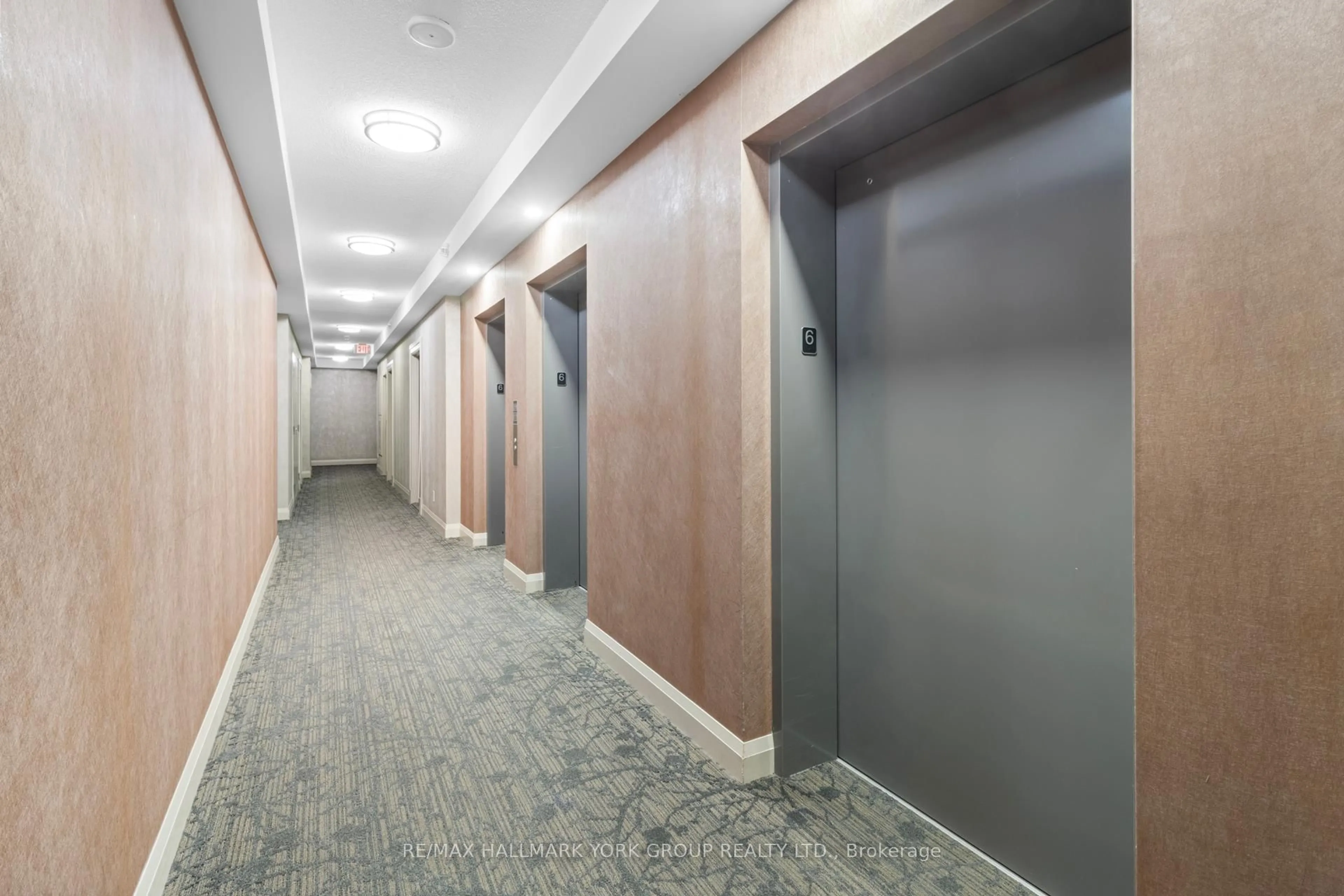Indoor foyer for 85 North Park Rd #602, Vaughan Ontario L4J 0H9