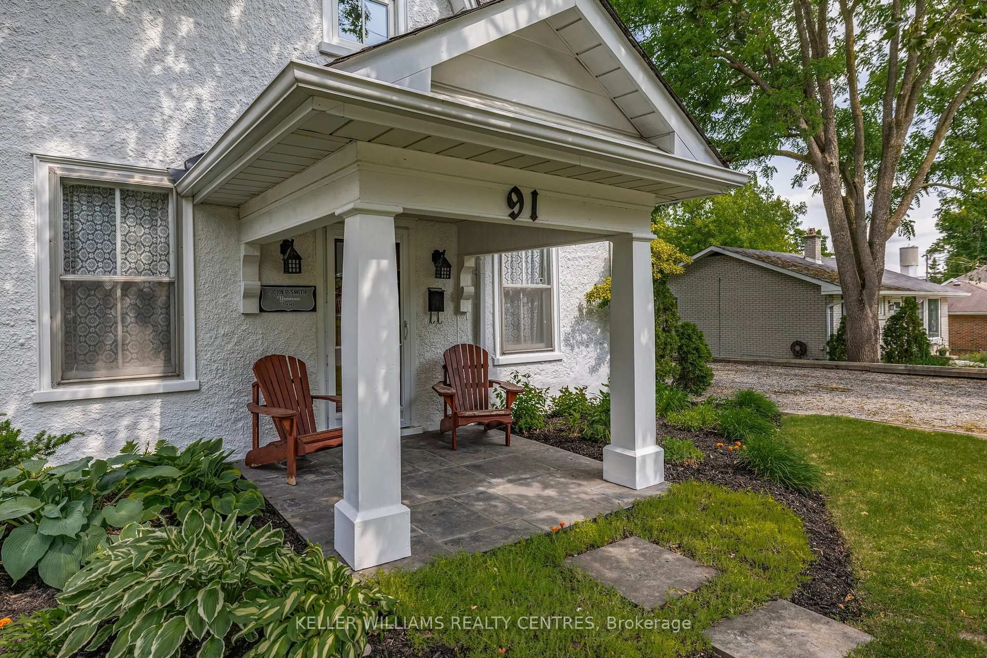 Patio, street for 91 Franklin St, Newmarket Ontario L3Y 4A5