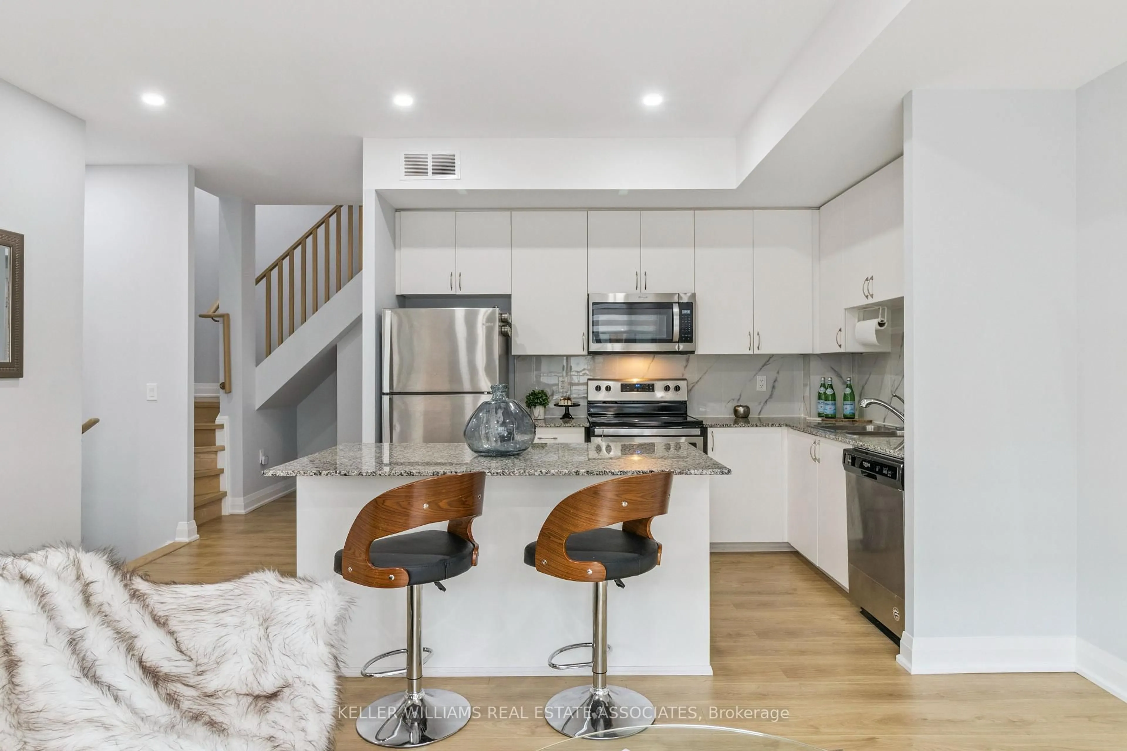 Open concept kitchen, unknown for 5289 Highway 7 #203, Vaughan Ontario L4L 0J1