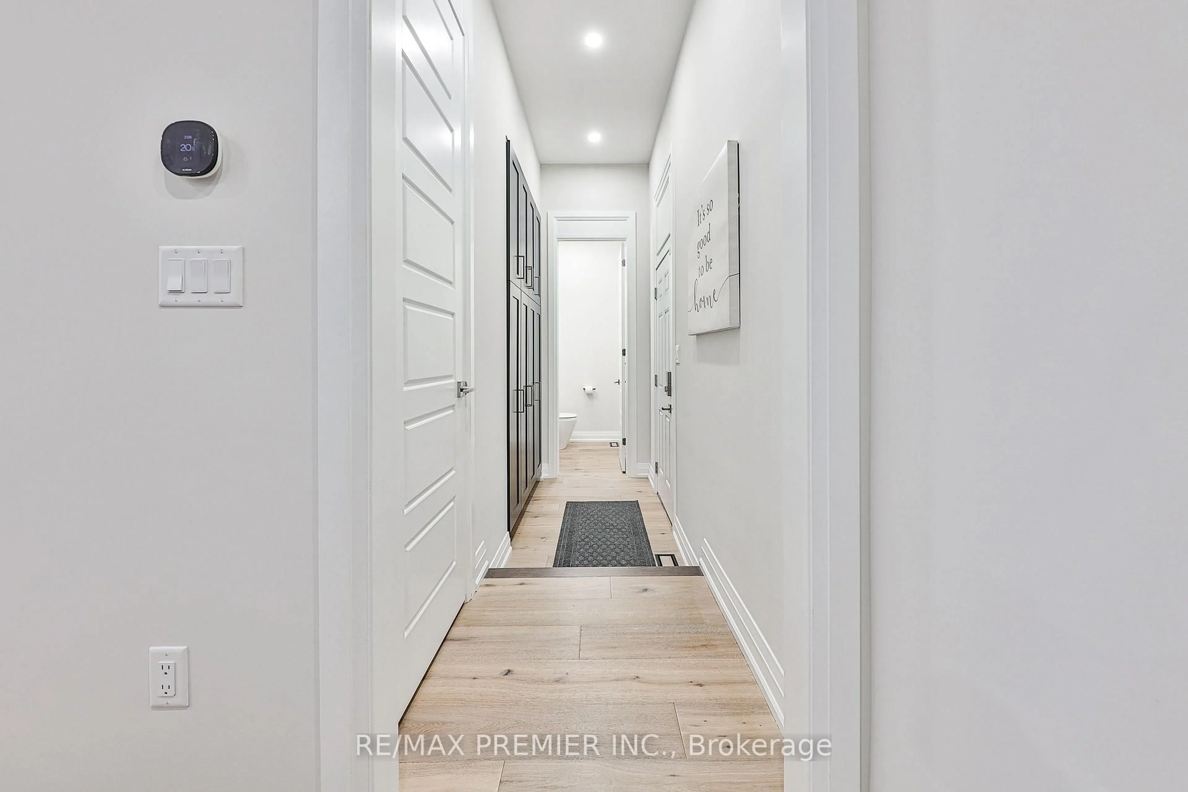 Indoor entryway for 81 Morning Sparrow Dr, Vaughan Ontario L4L 3N5