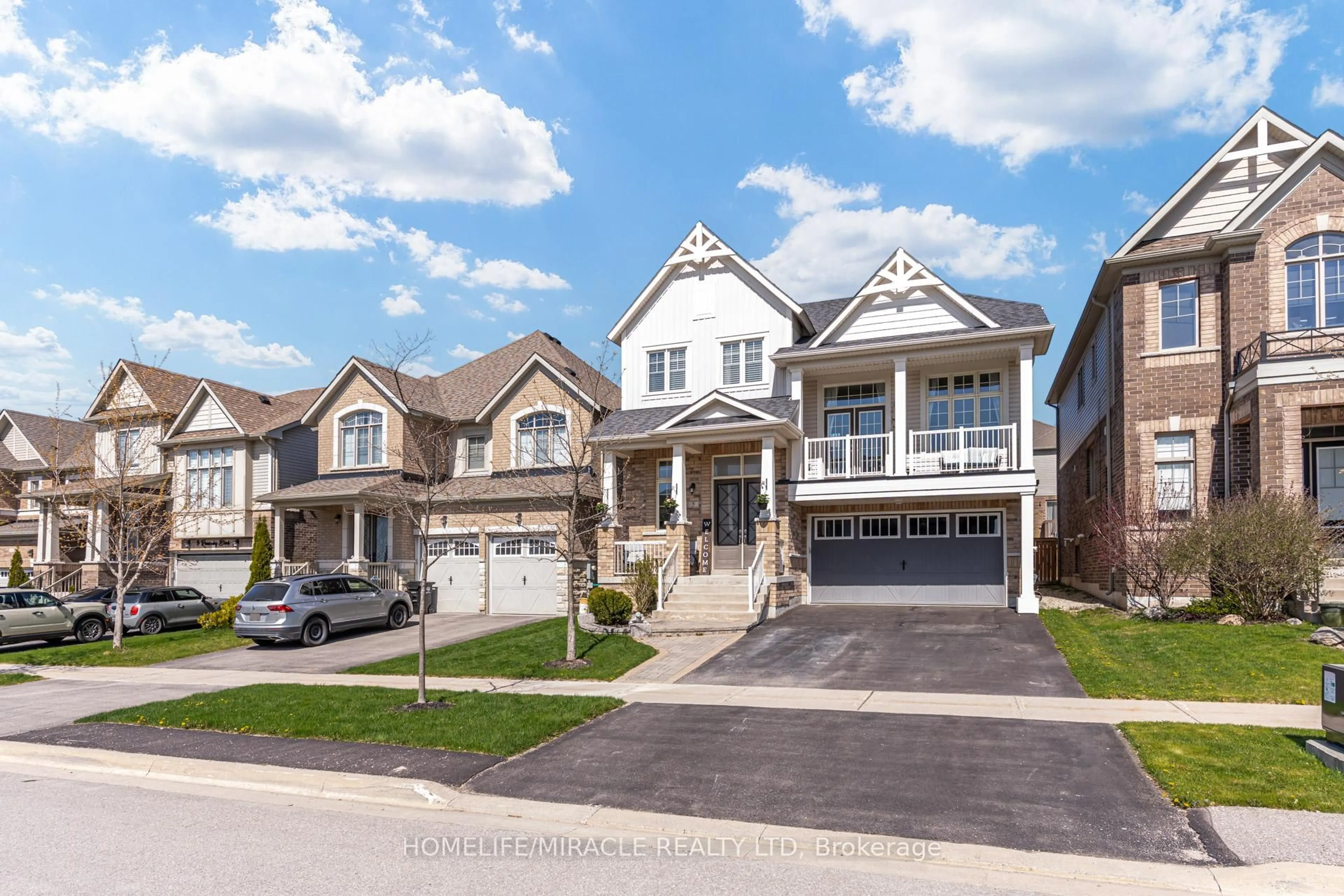 Home with brick exterior material, street for 5 Kennedy Blvd, New Tecumseth Ontario L9R 0L4