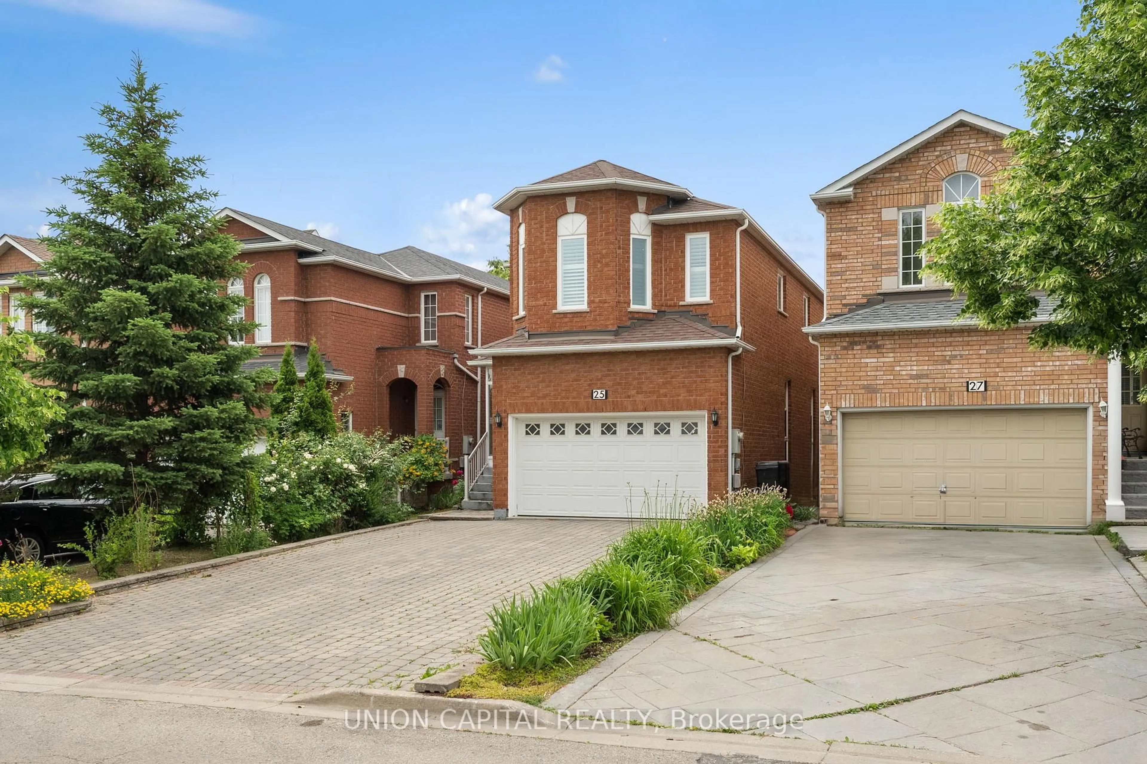 Home with brick exterior material, street for 25 Milano Ave, Vaughan Ontario L4H 2E1