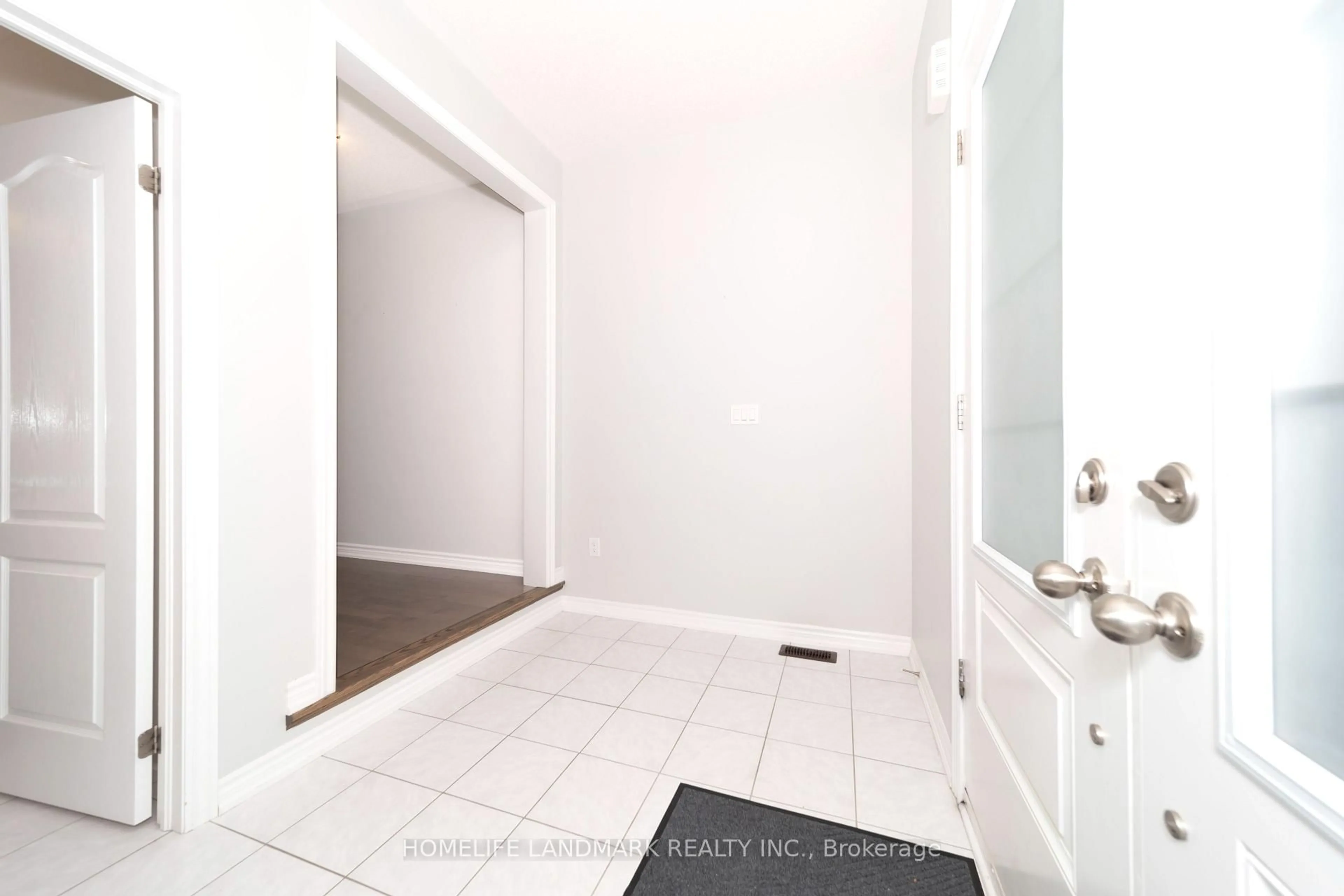 Unknown for 224 Danny Wheeler Blvd, Georgina Ontario L4P 0J8