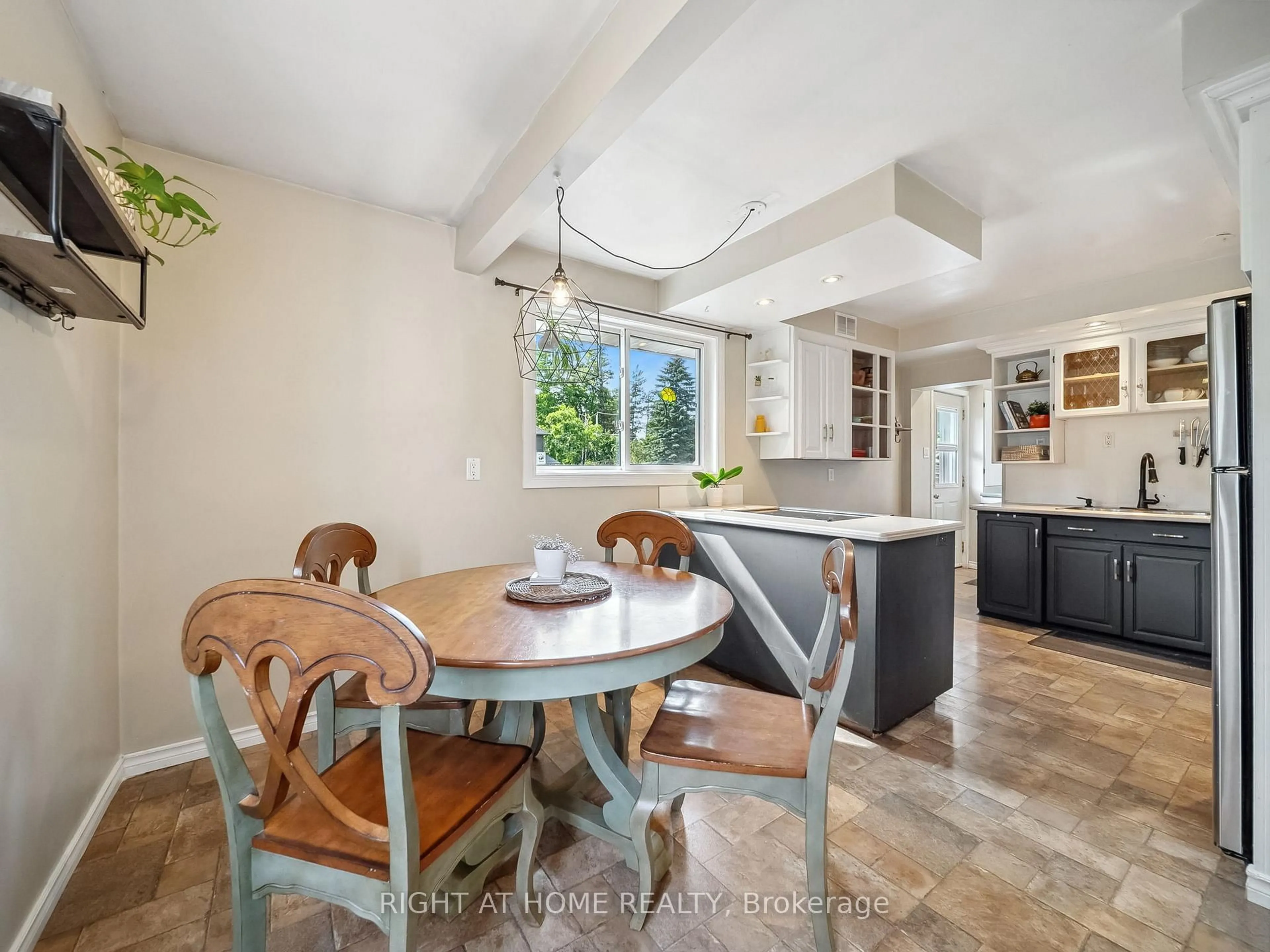 Open concept kitchen, ceramic/tile floor for 78 Eighth St, Brock Ontario L0K 1A0