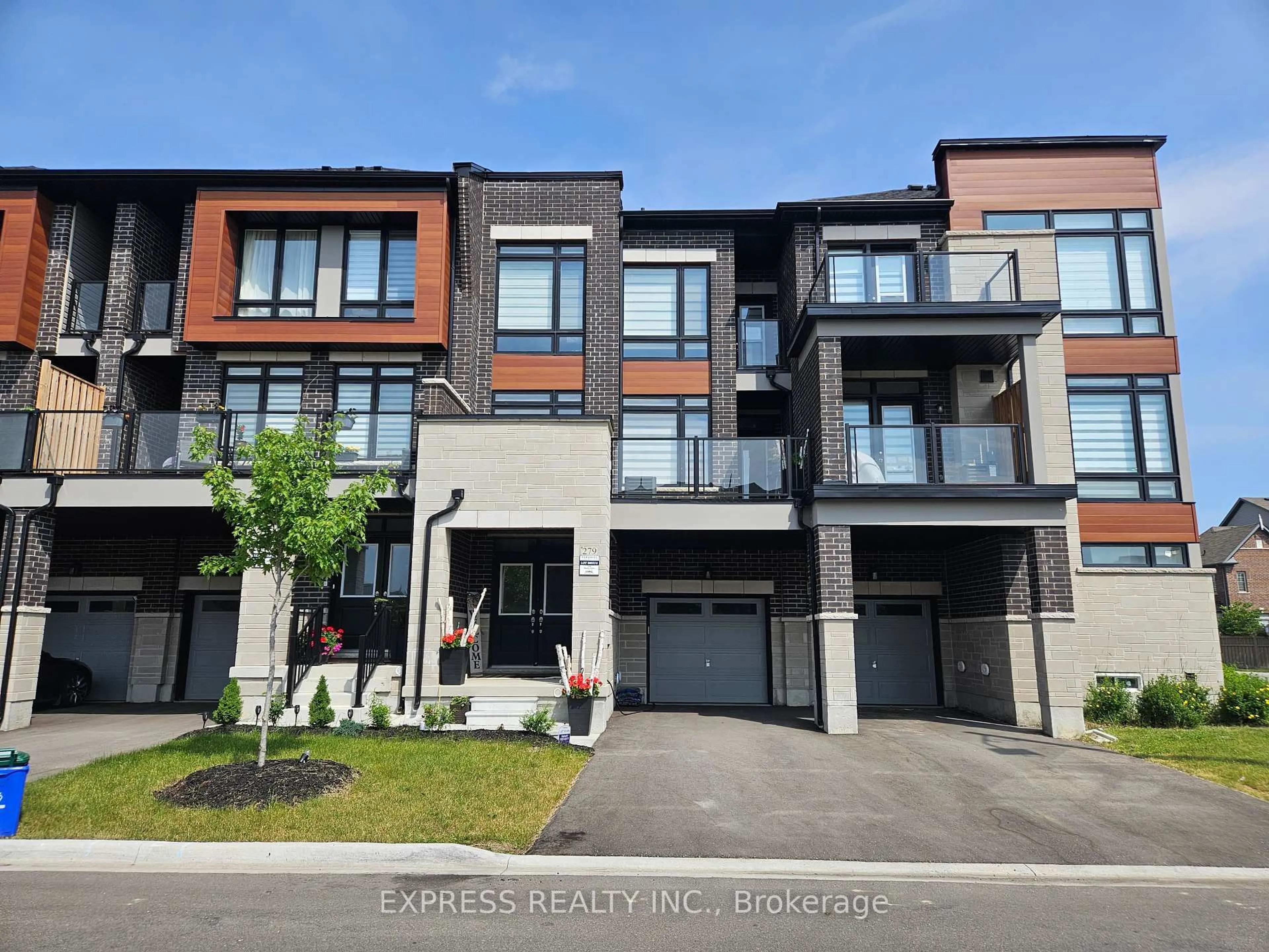 Unknown for 279 Moody Dr, Vaughan Ontario L4H 5G2