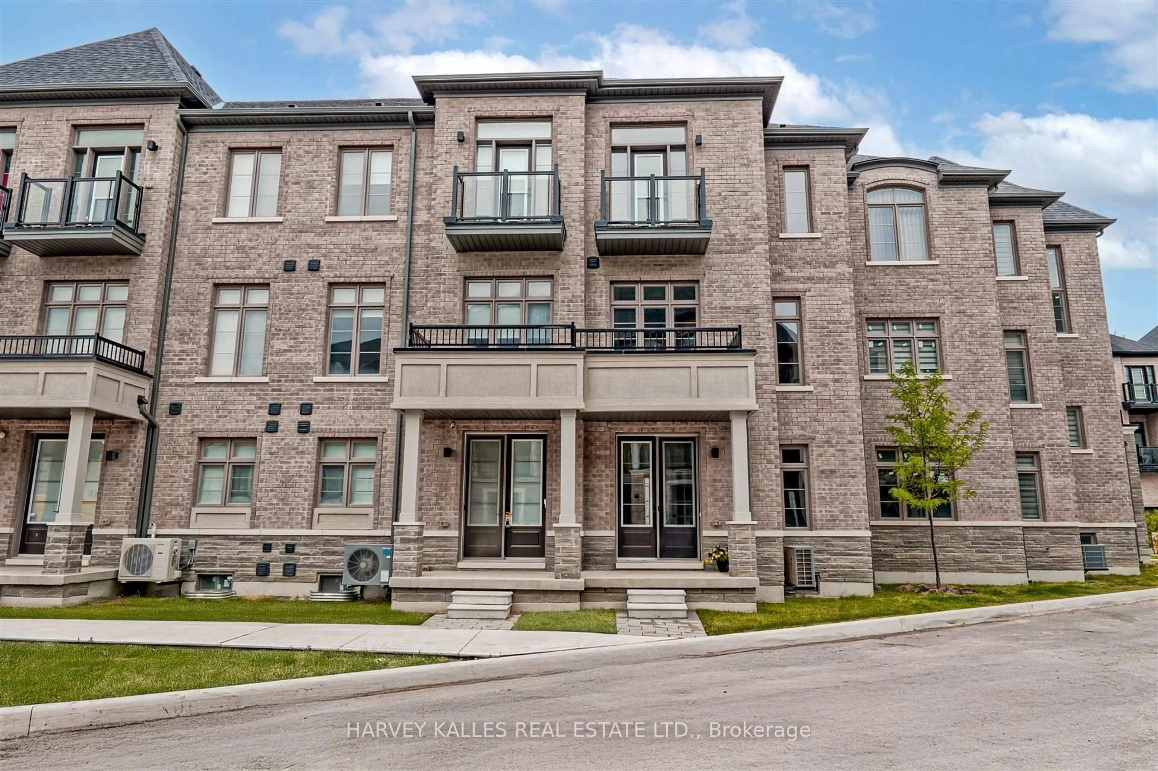 Home with brick exterior material, street for 75 De La Roche Dr, Vaughan Ontario L4H 4Z2