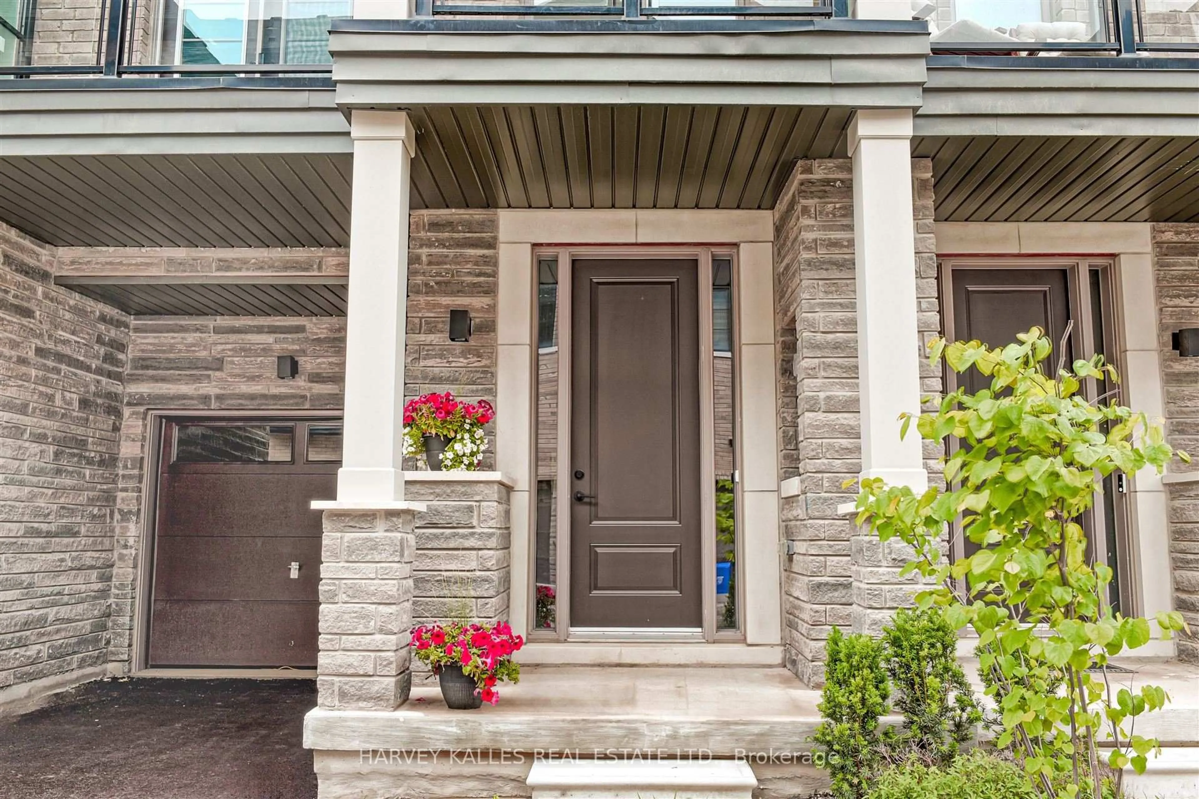 Home with brick exterior material, street for 75 De La Roche Dr, Vaughan Ontario L4H 4Z2