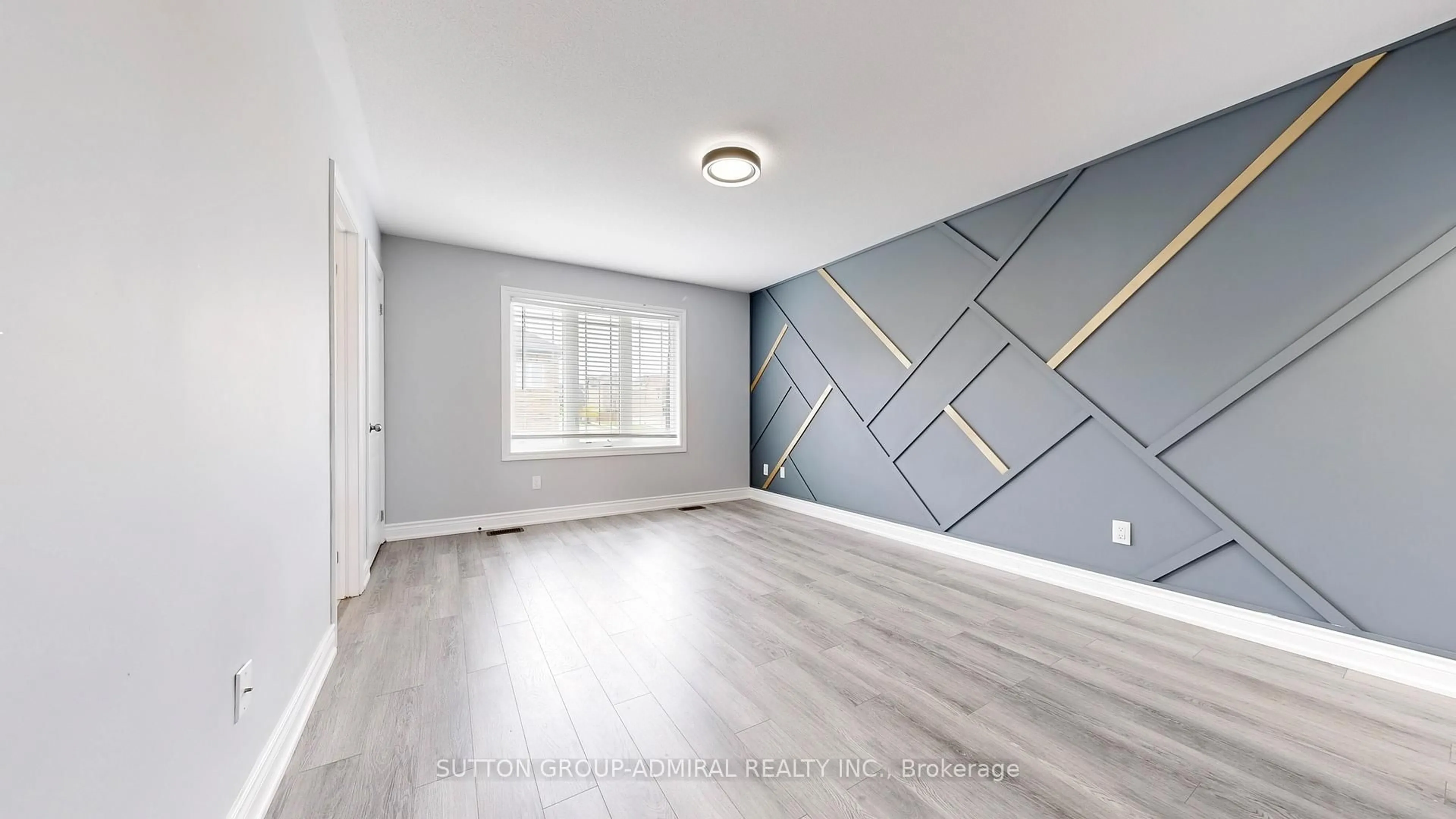 A pic of a room for 1254 Harrington St, Innisfil Ontario L0L 1W0