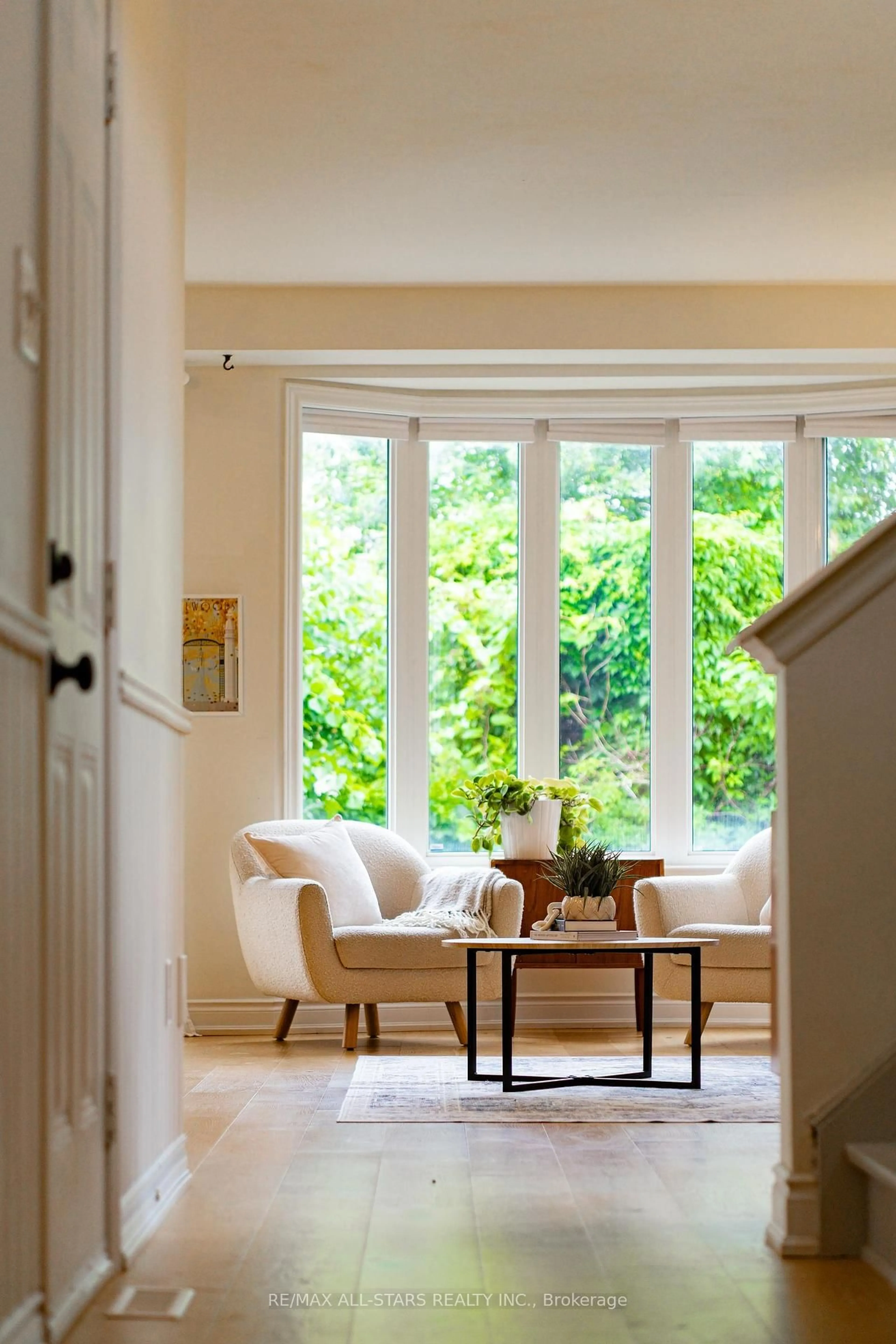 Indoor entryway for 187 James Ratcliff Ave, Whitchurch-Stouffville Ontario L4A 0L5