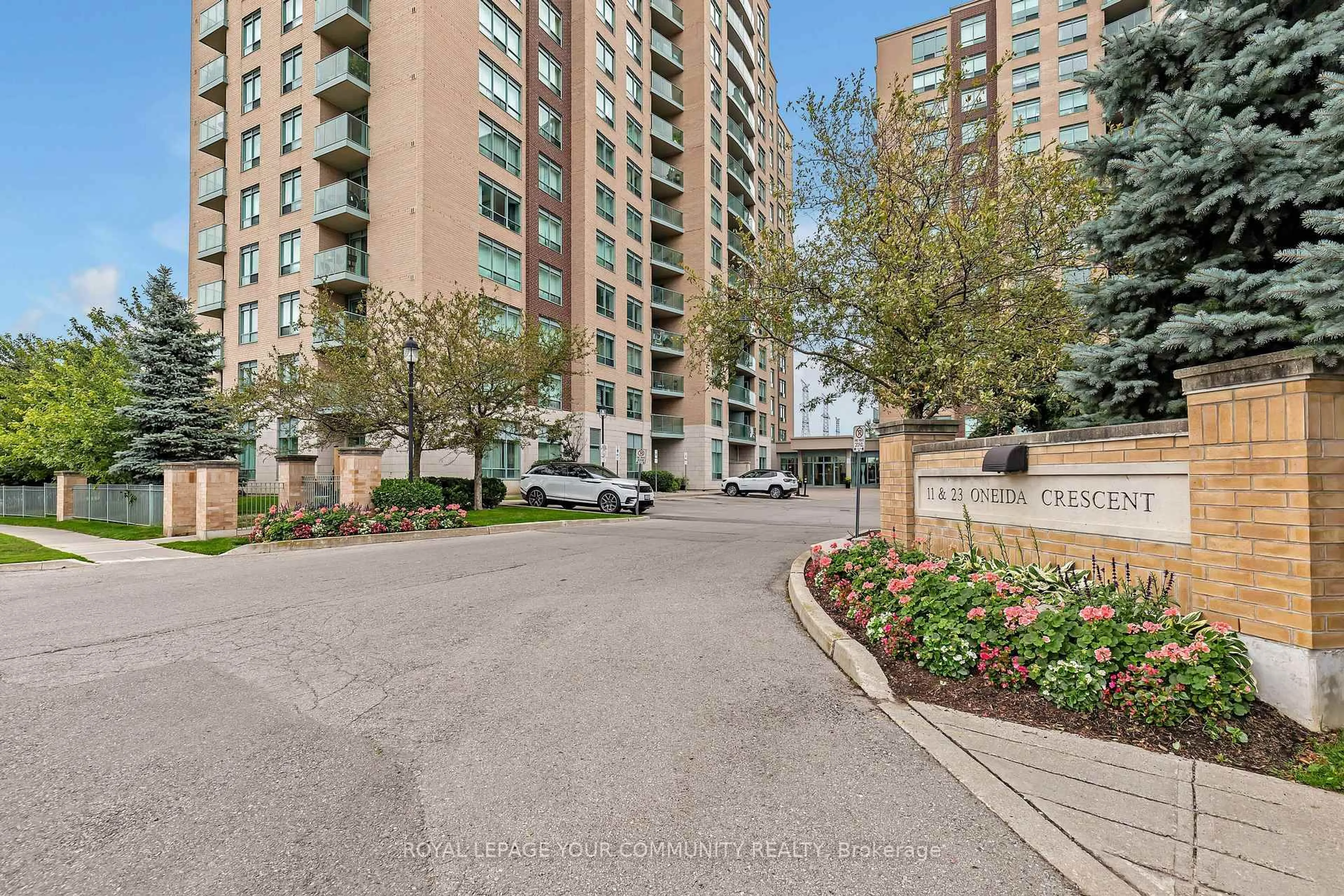Unknown for 11 Oneida Cres #502, Richmond Hill Ontario L4B 0A1