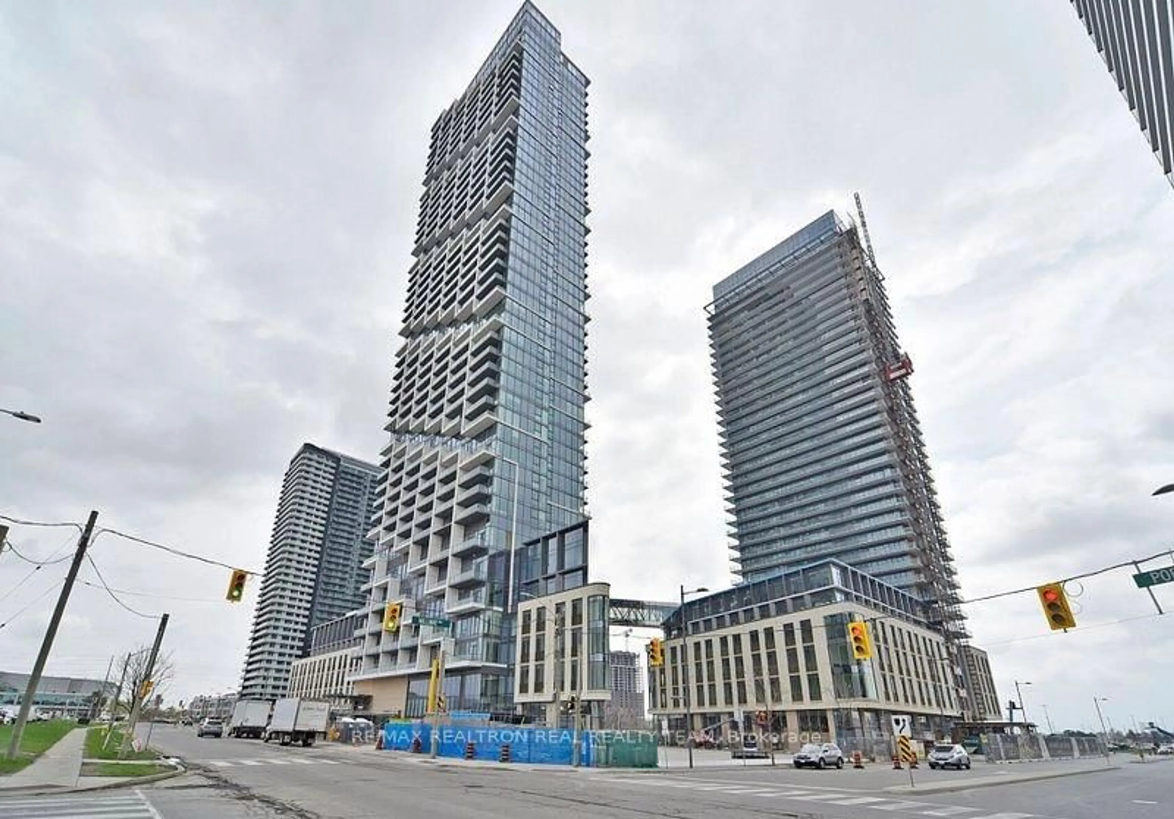 Unknown for 1000 Portage Pkwy #807, Vaughan Ontario L4K 0L1