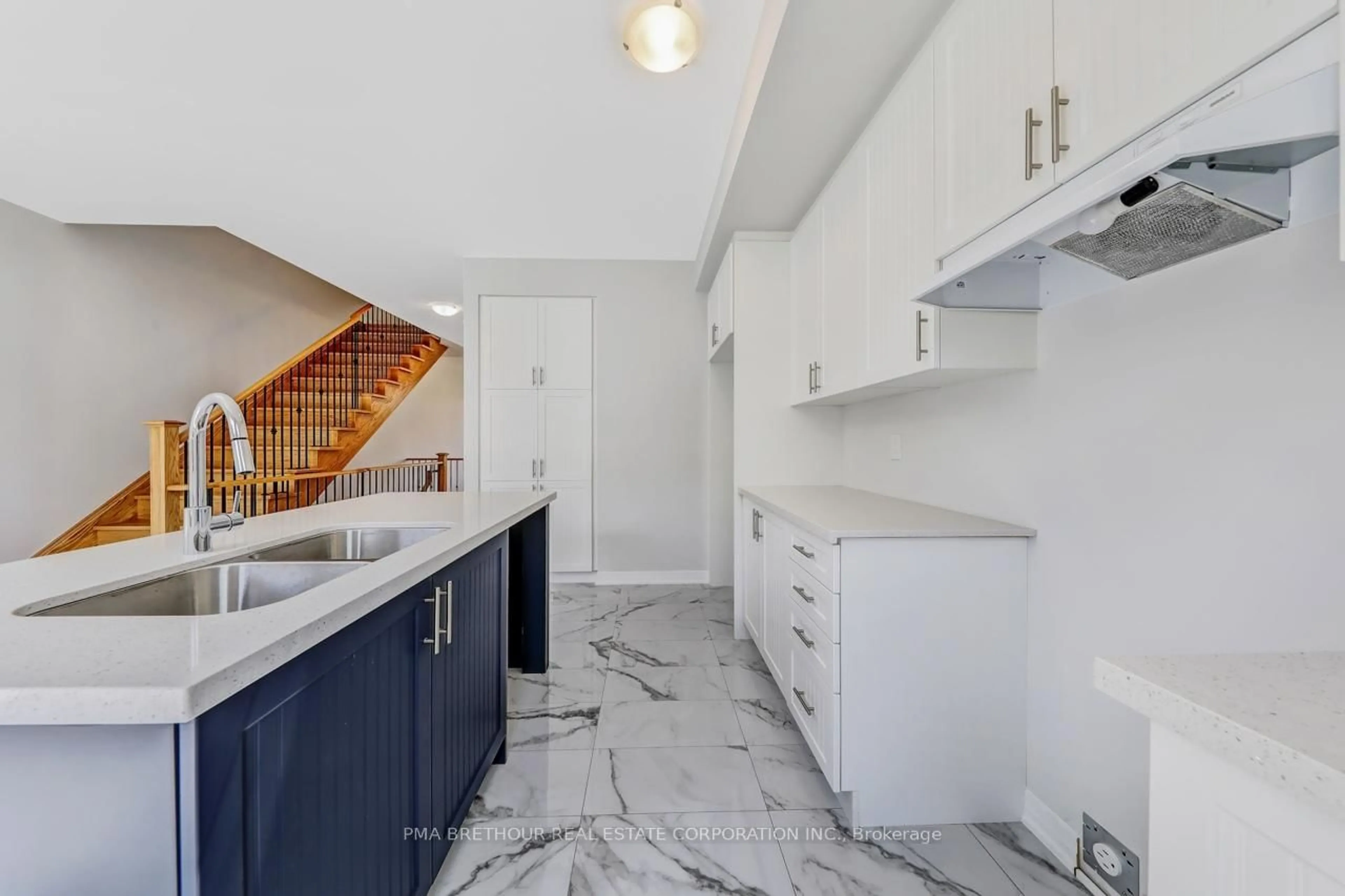 Unknown for 95 Rustle Woods Ave, Markham Ontario L6B 0V2