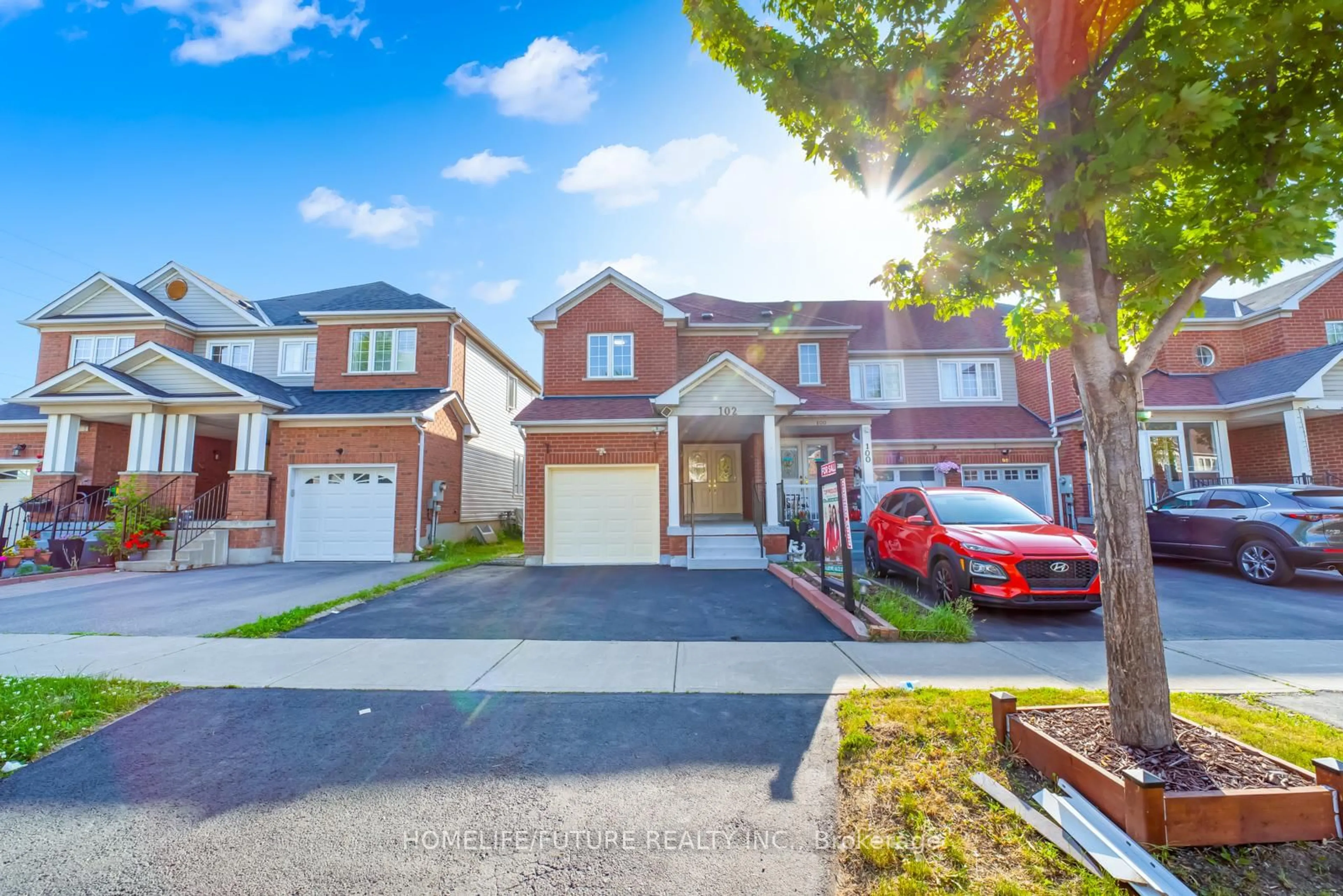 Home with brick exterior material, street for 102 Billingsley Cres, Markham Ontario L3S 4P5