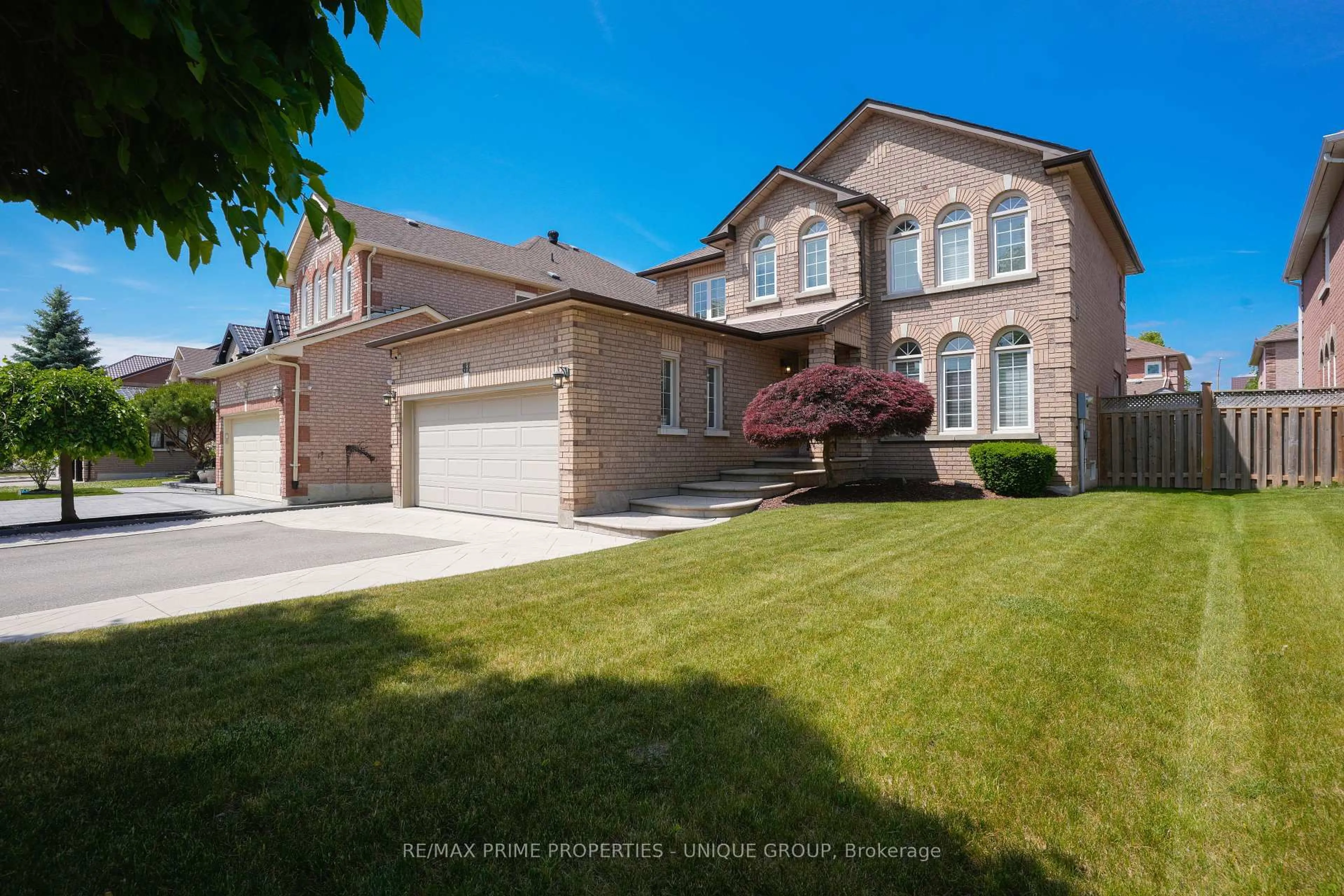 Unknown for 81 DEIB Cres, Markham Ontario L3S 3W5