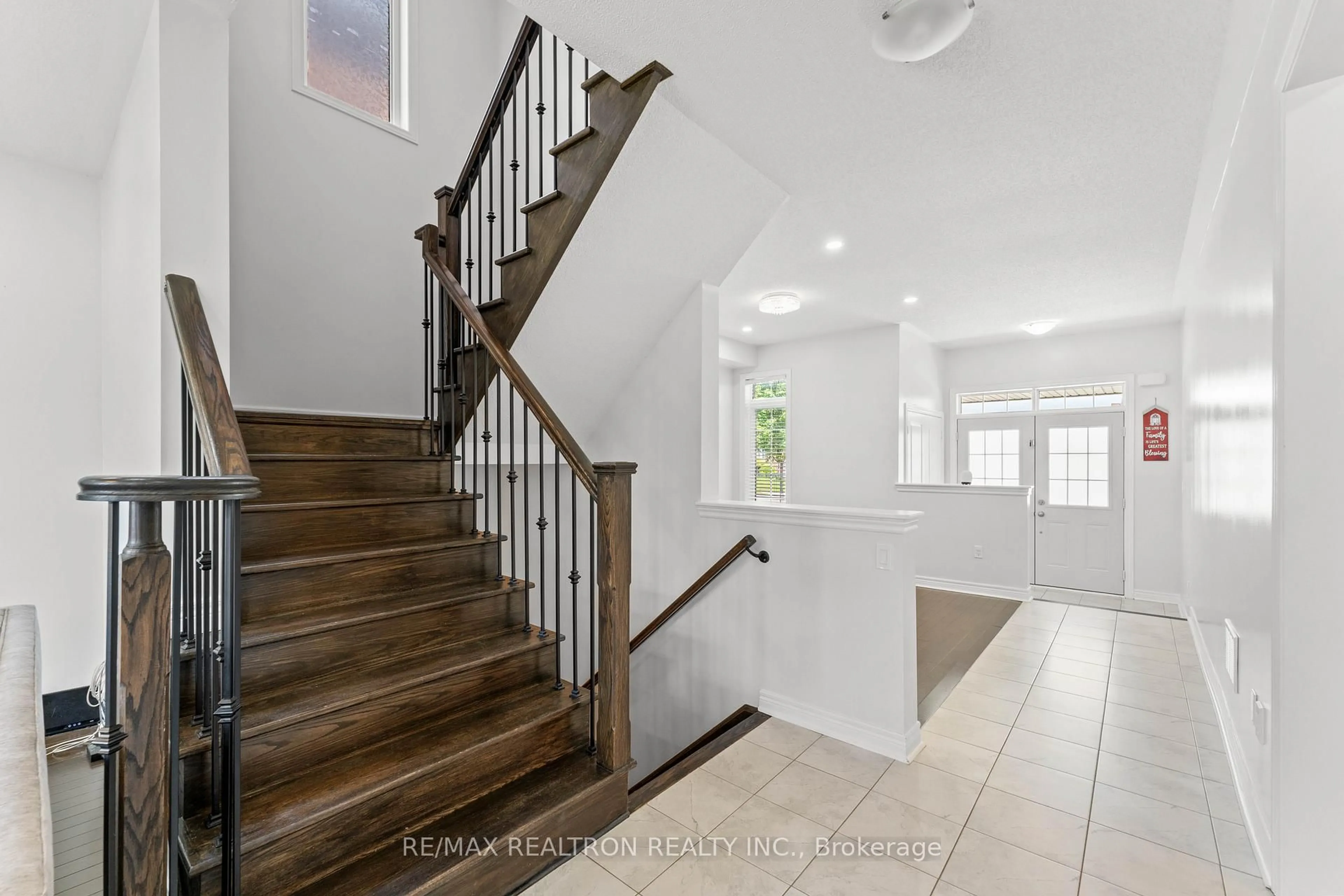 Unknown for 85 Algeo Way, Bradford West Gwillimbury Ontario L3Z 0W1