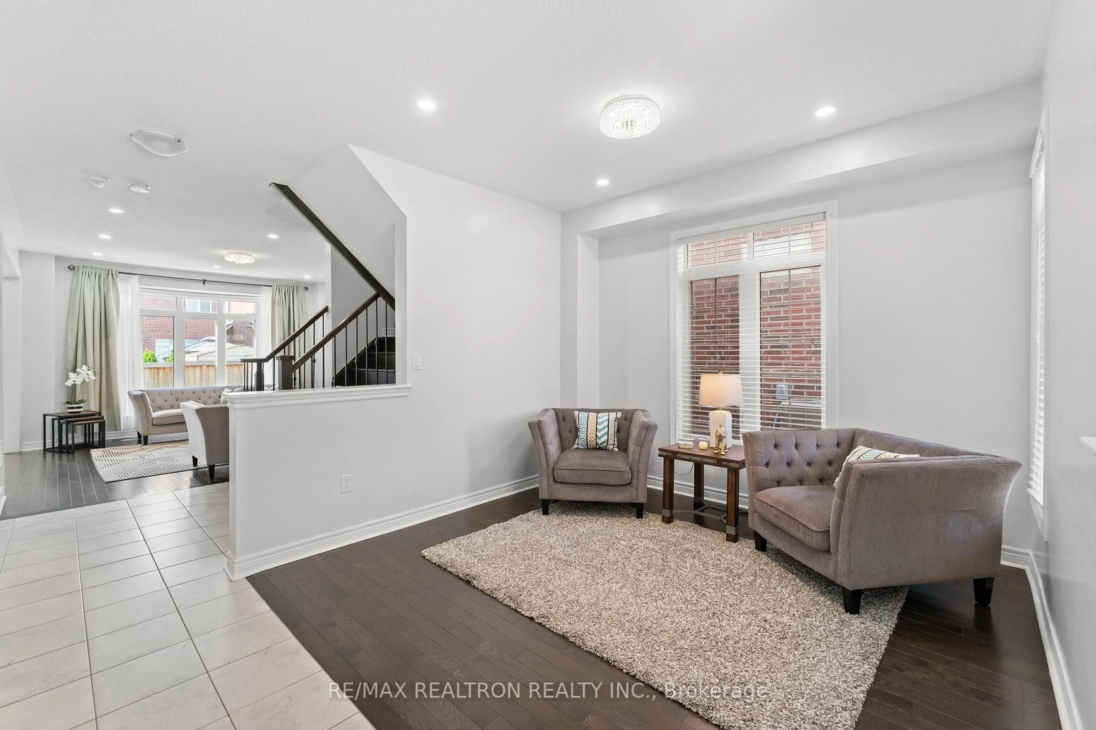 Unknown for 85 Algeo Way, Bradford West Gwillimbury Ontario L3Z 0W1