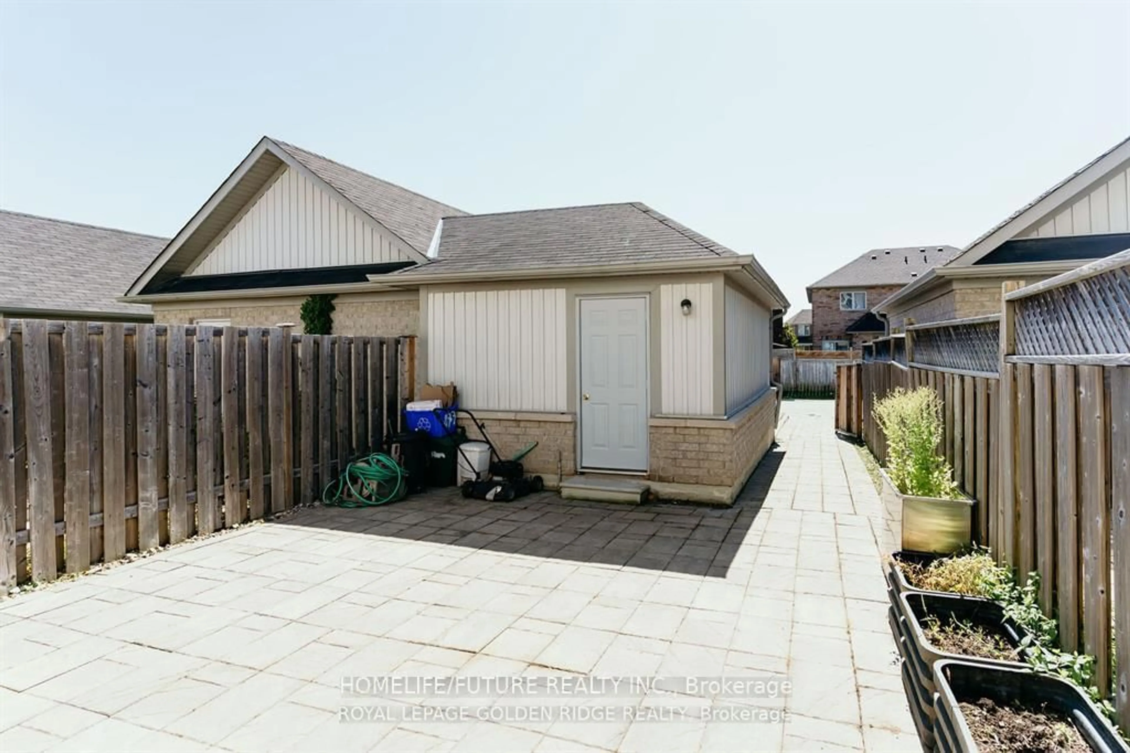 Unknown for 877 Bur Oak Ave, Markham Ontario L6E 1W8