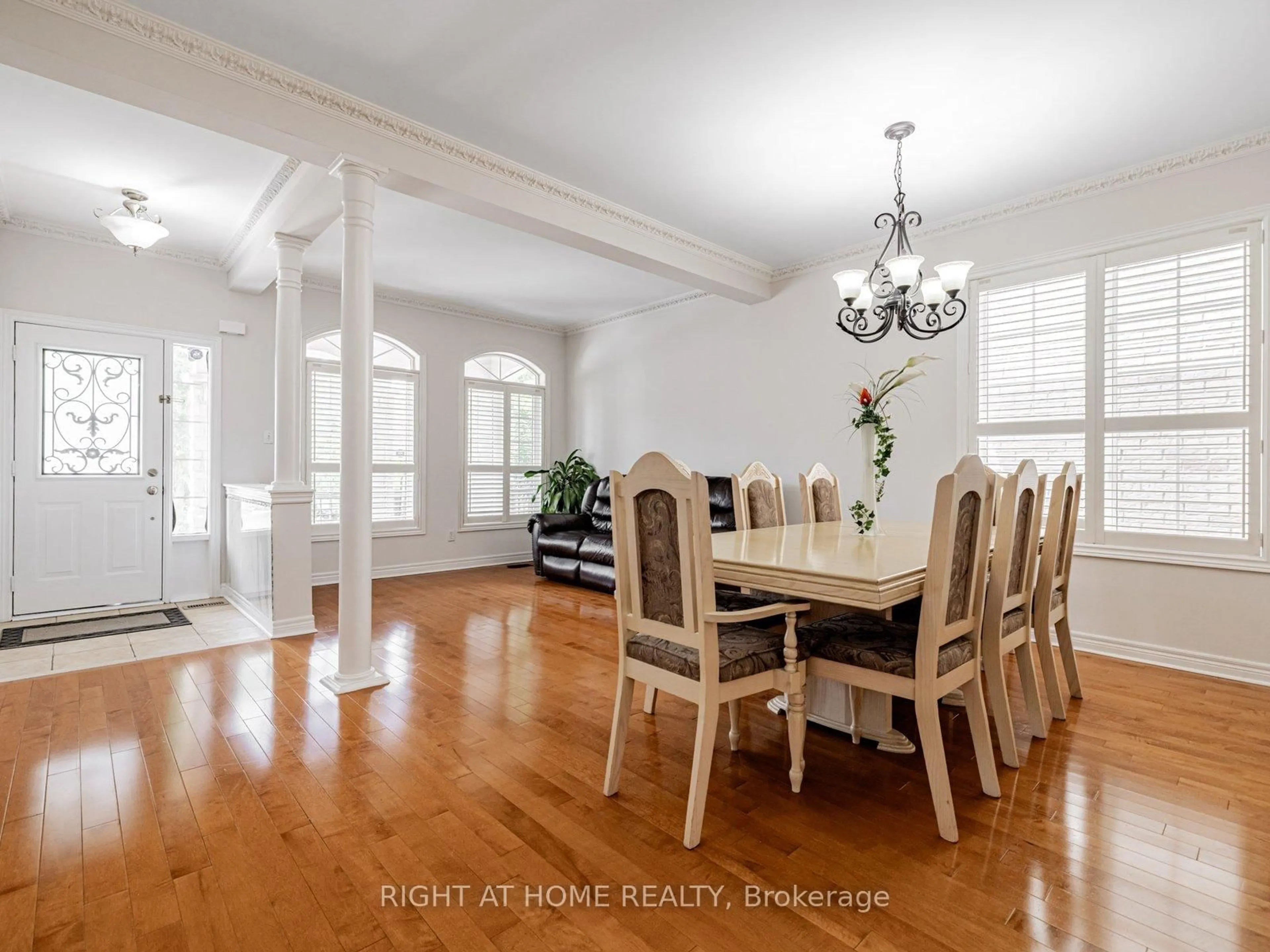 Dining room, unknown for 34 Destino Cres, Vaughan Ontario L4H 3E1