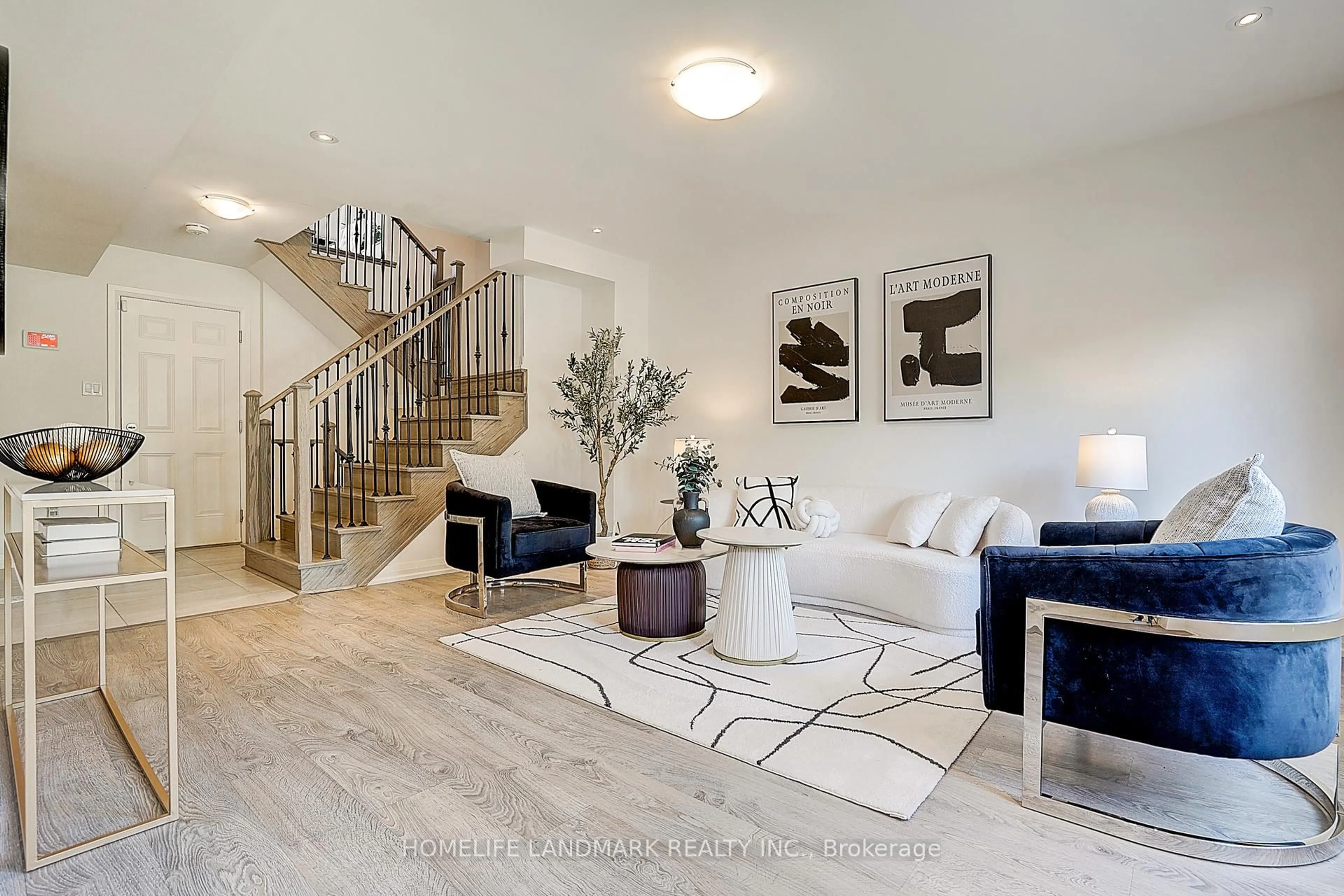 Unknown for 33 George Kirby St, Vaughan Ontario L6A 0K5