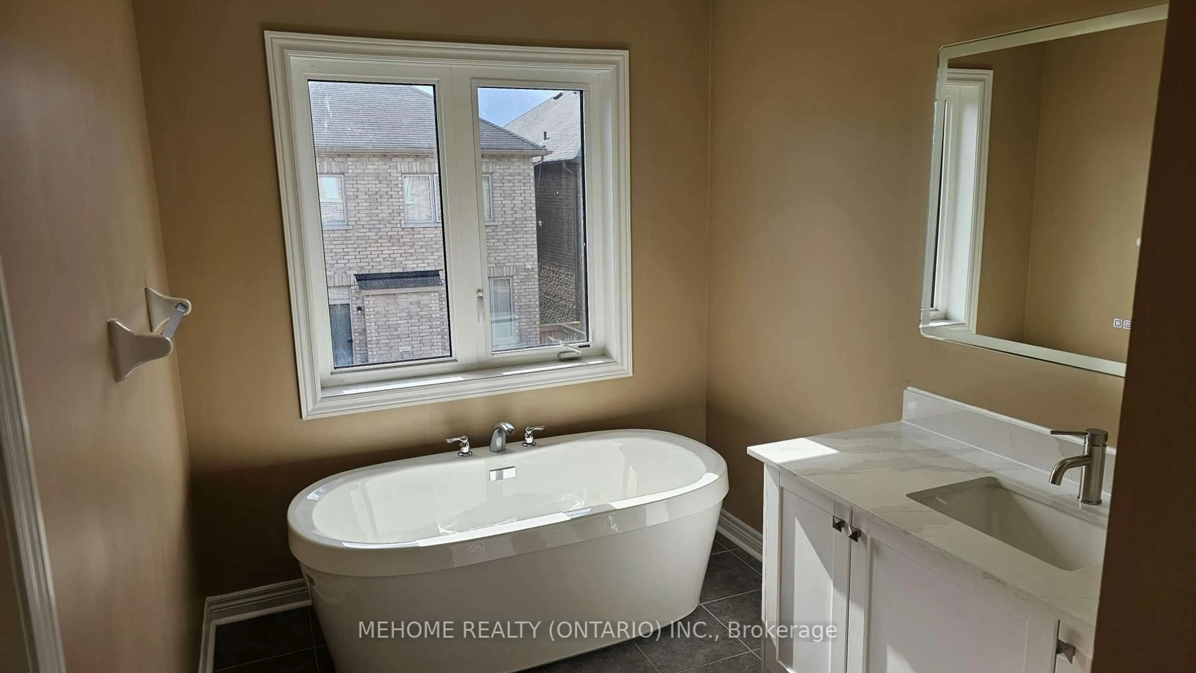 Contemporary bathroom, ceramic/tile floor for 6 Brownsberger Rd, Whitchurch-Stouffville Ontario L4A 0W5