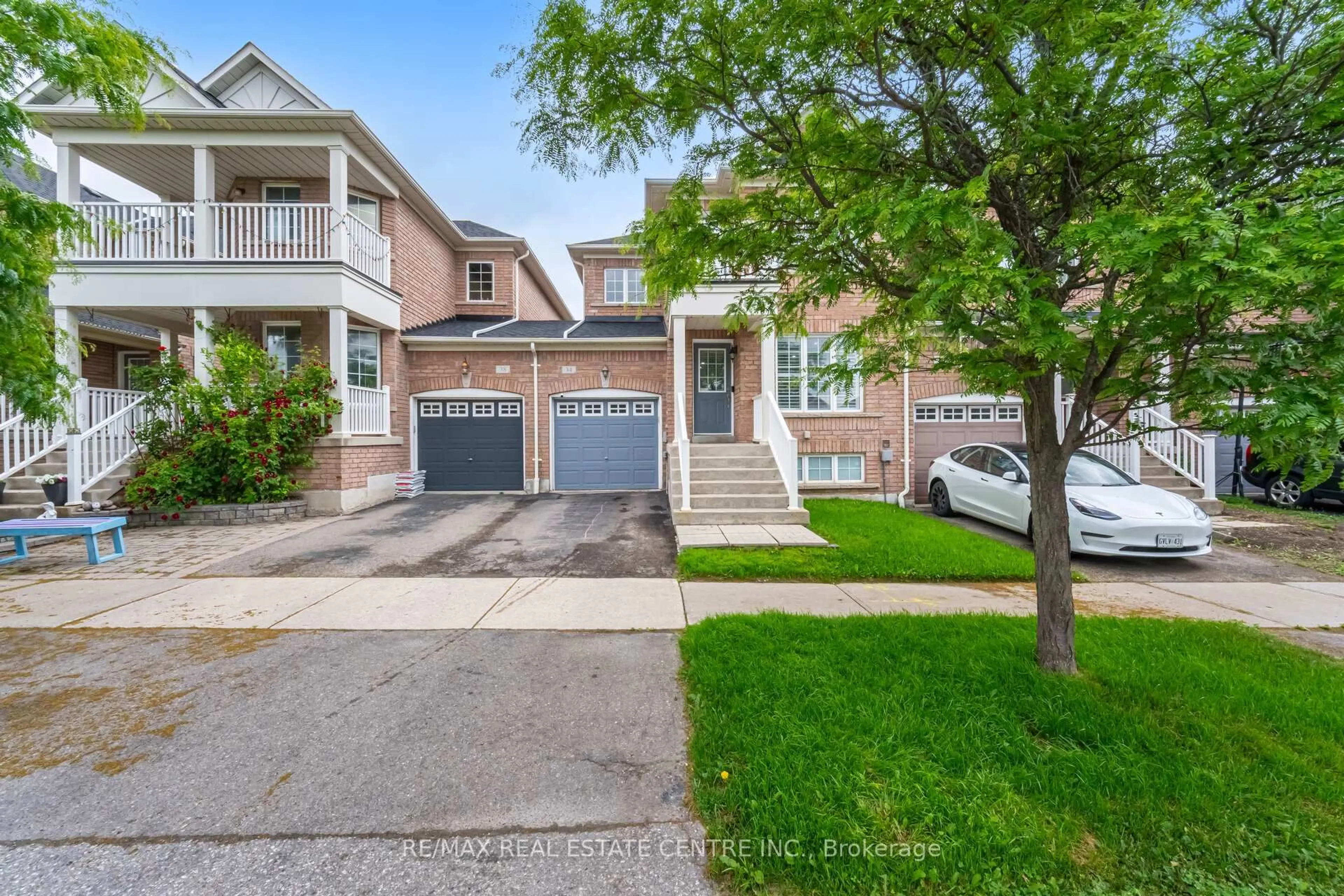 Unknown for 34 Firbank Lane, Whitchurch-Stouffville Ontario L4A 0K9