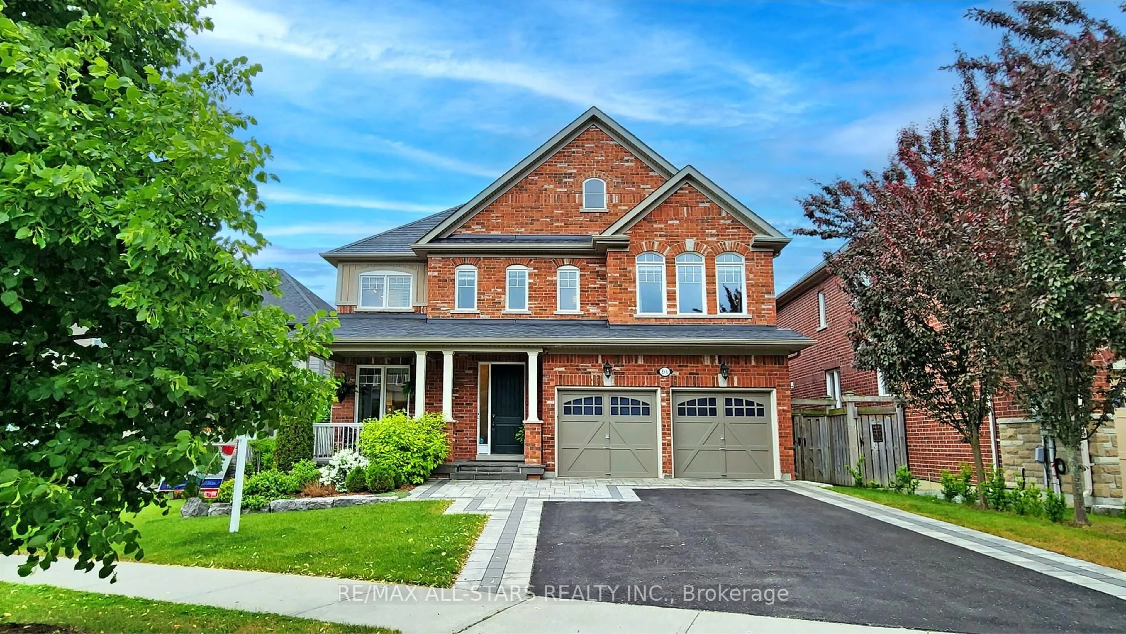 Home with brick exterior material, street for 94 Campbell Dr, Uxbridge Ontario L9P 0B2