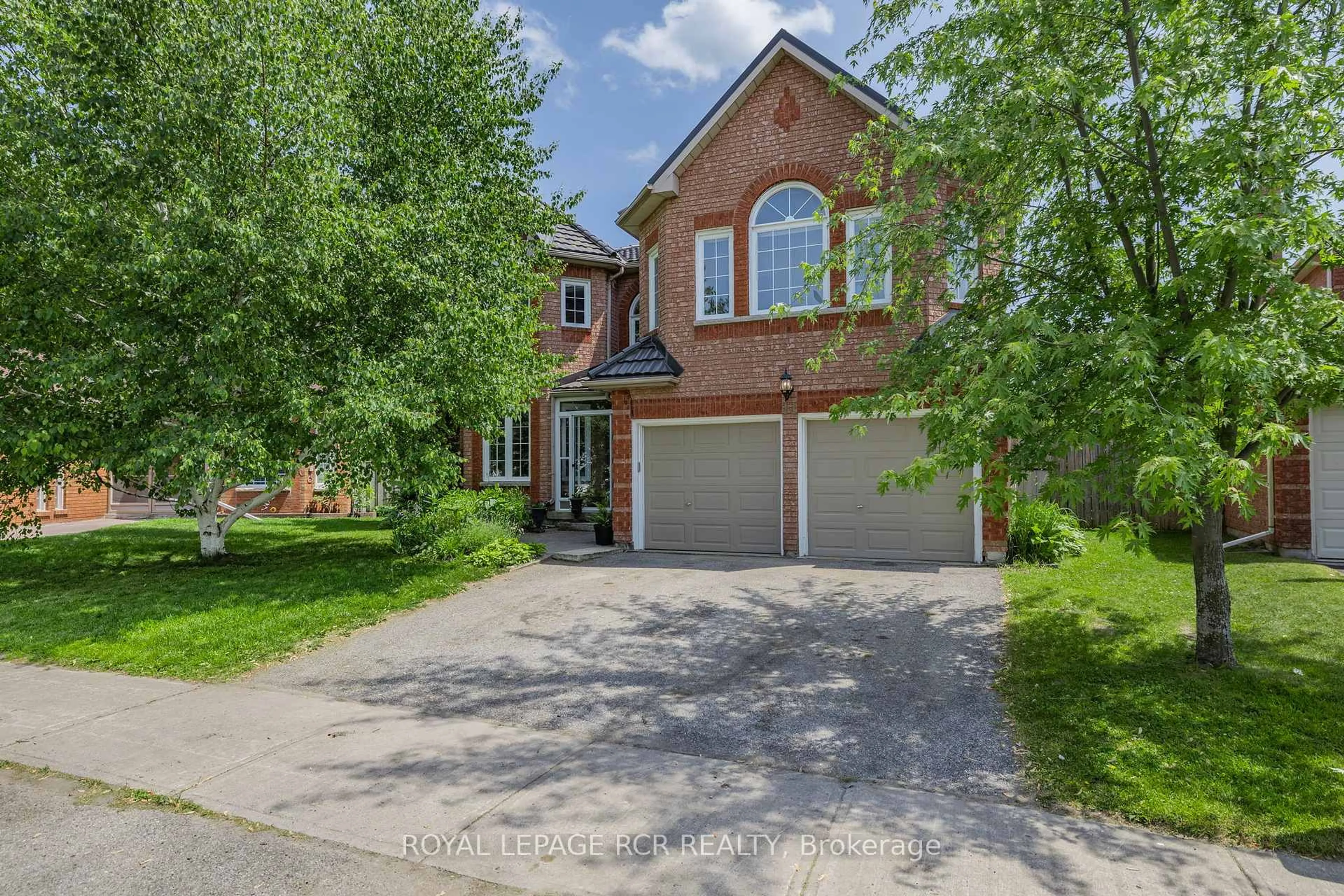 Home with brick exterior material, street for 11 Litner Cres, Georgina Ontario L4P 3V1