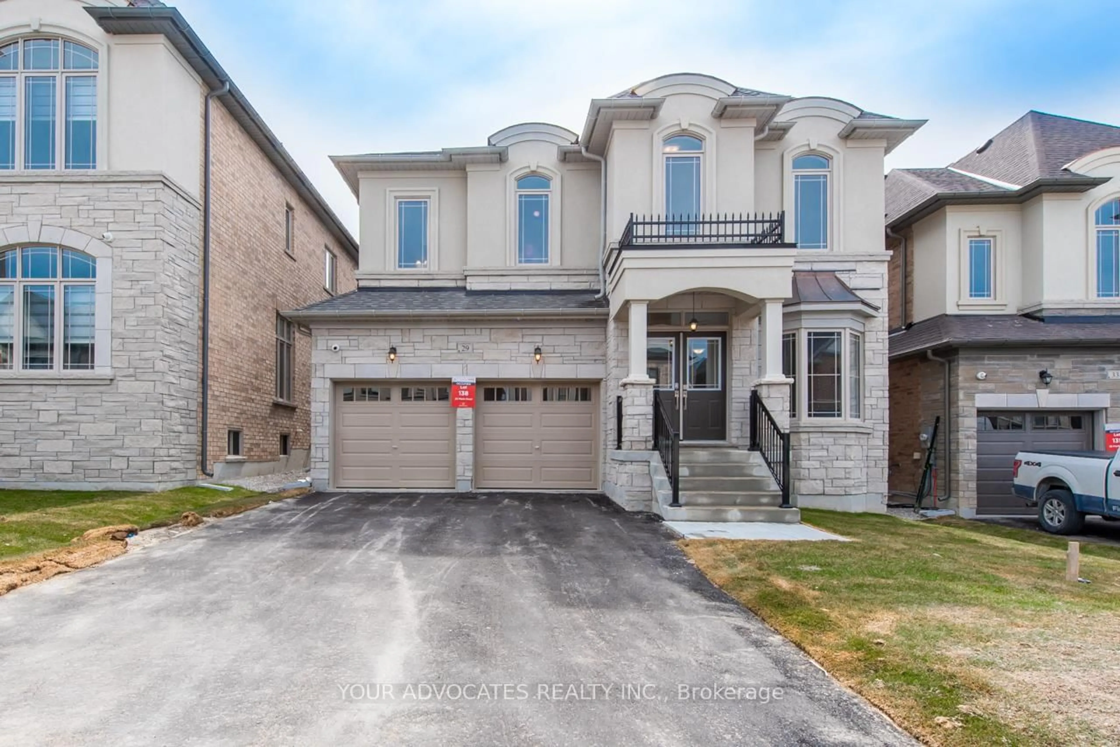 Home with brick exterior material, street for 29 Plank Rd, Bradford West Gwillimbury Ontario L3Z 4N3