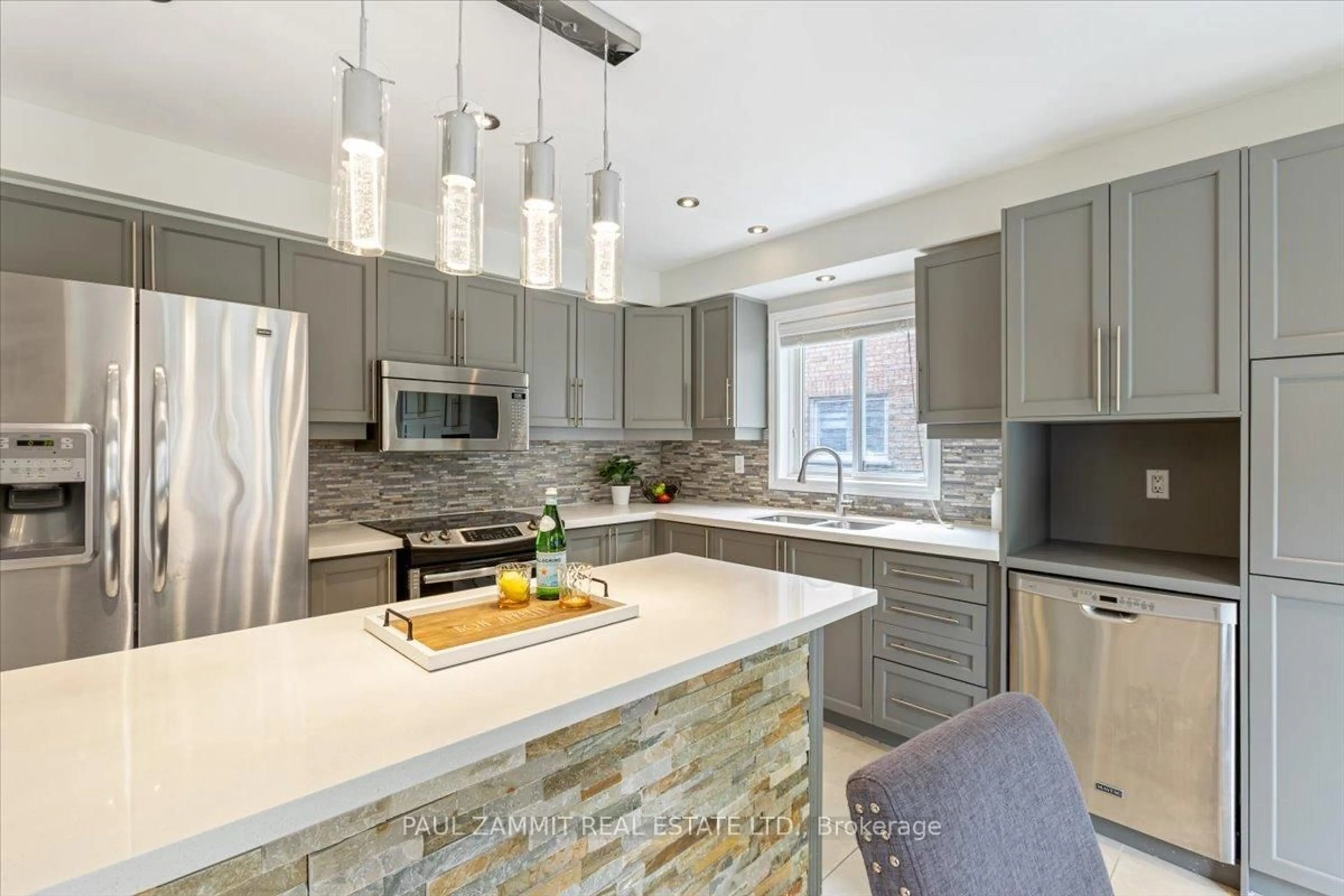 Contemporary kitchen, ceramic/tile floor for 130 Mountbatten Rd, Vaughan Ontario L4J 7W6