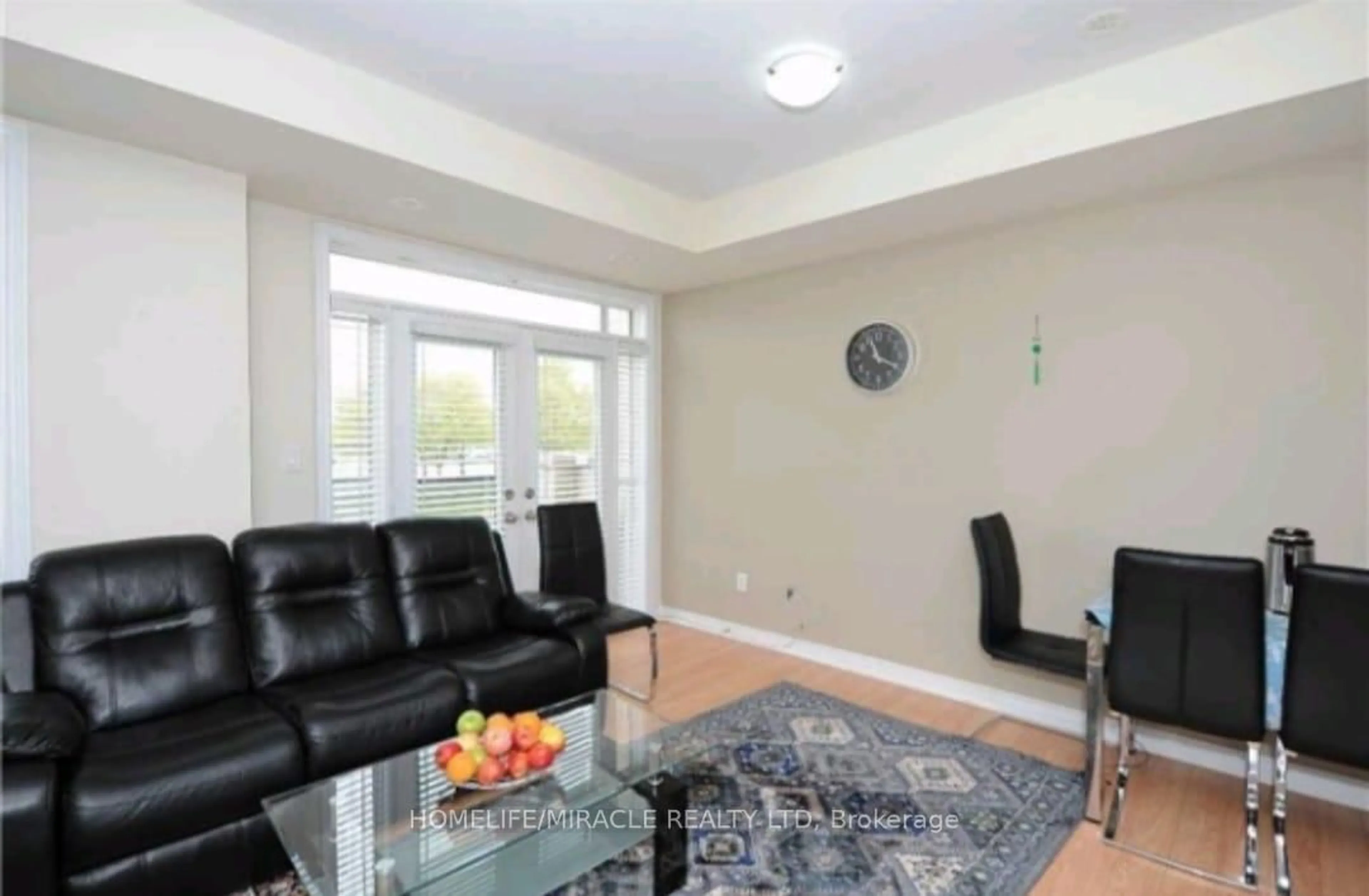 Living room with furniture, unknown for 9601 Jane St #8, Vaughan Ontario L6A 4G5