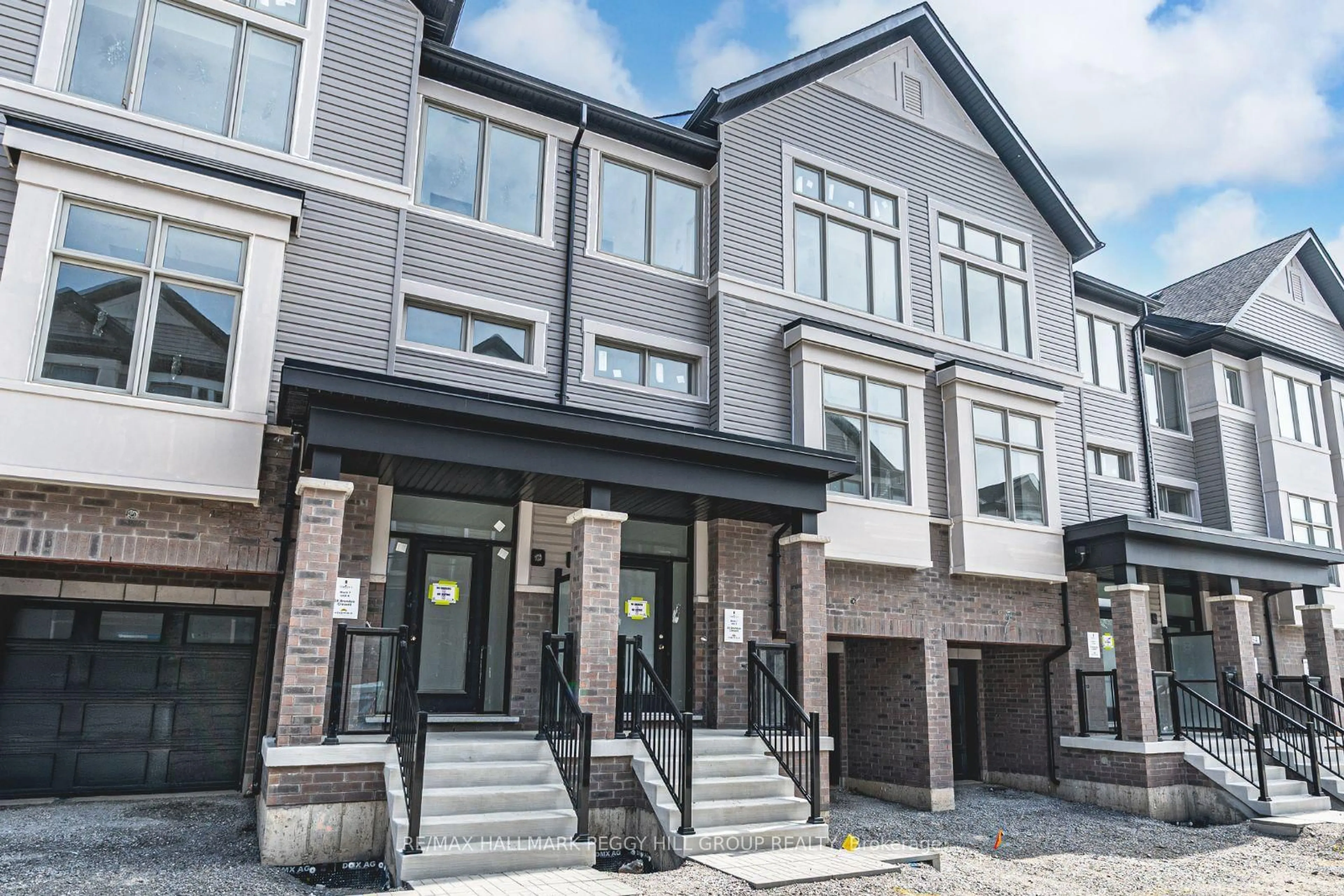 Home with brick exterior material, street for 30 Brandon Cres, New Tecumseth Ontario L0G 1W0