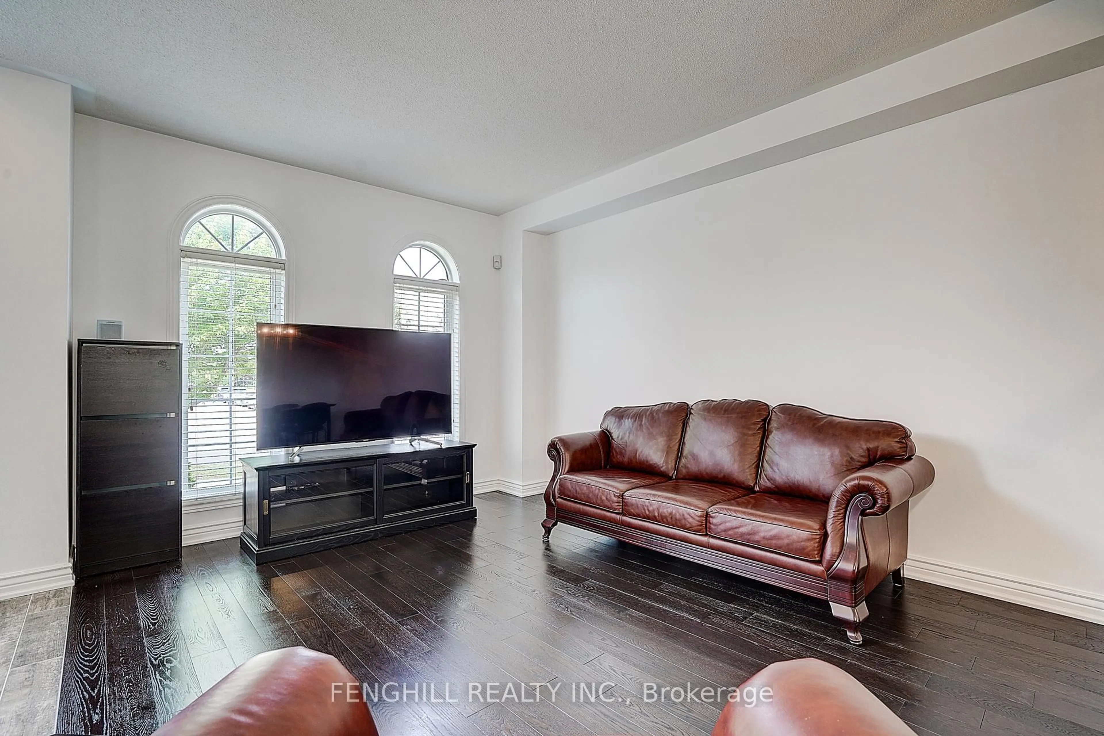 Living room with furniture, unknown for 23 Vellore Woods Blvd, Vaughan Ontario L4H 1Y6