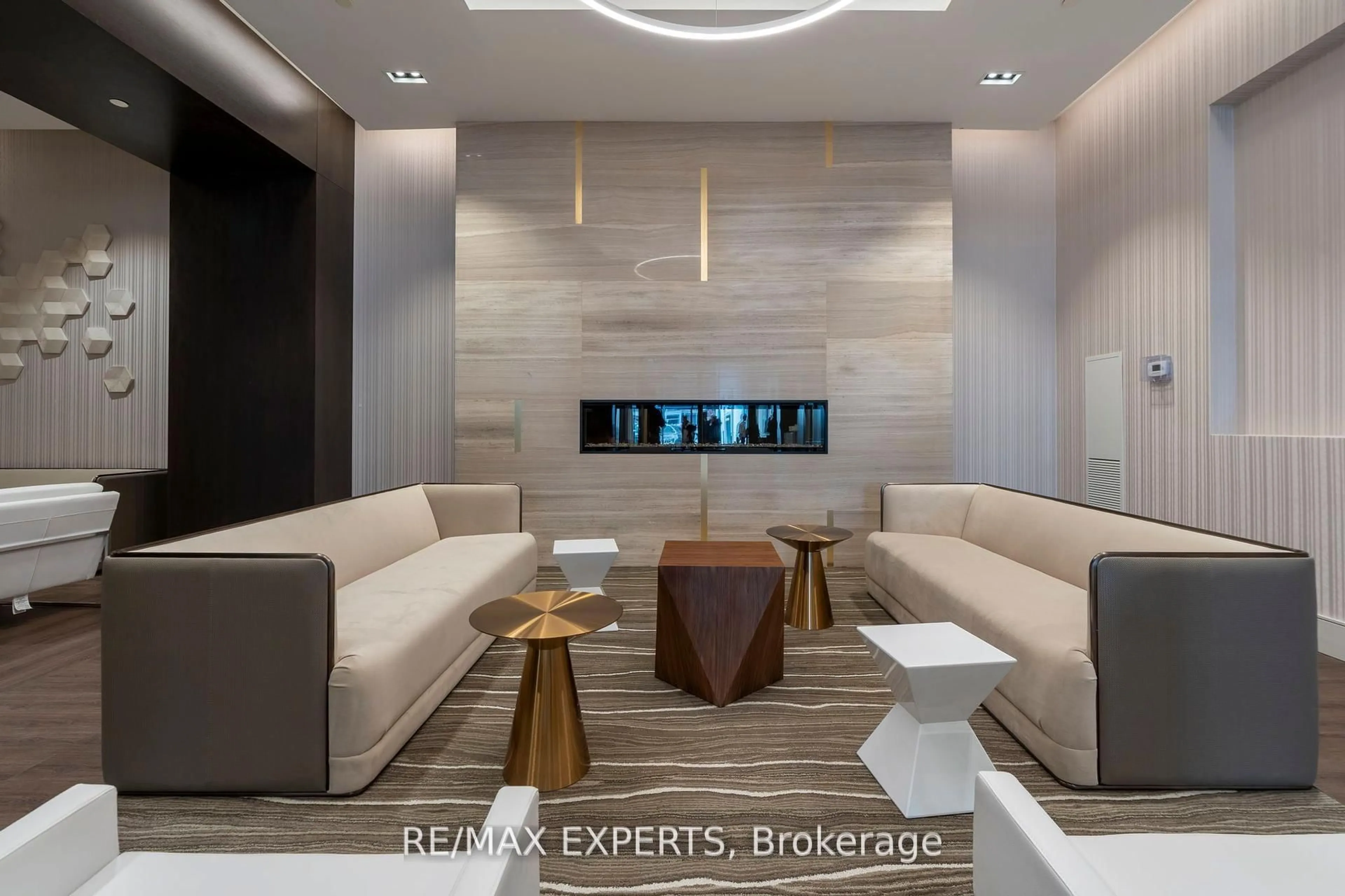 Lobby for 9000 Jane St #1512, Vaughan Ontario L4K 0M6