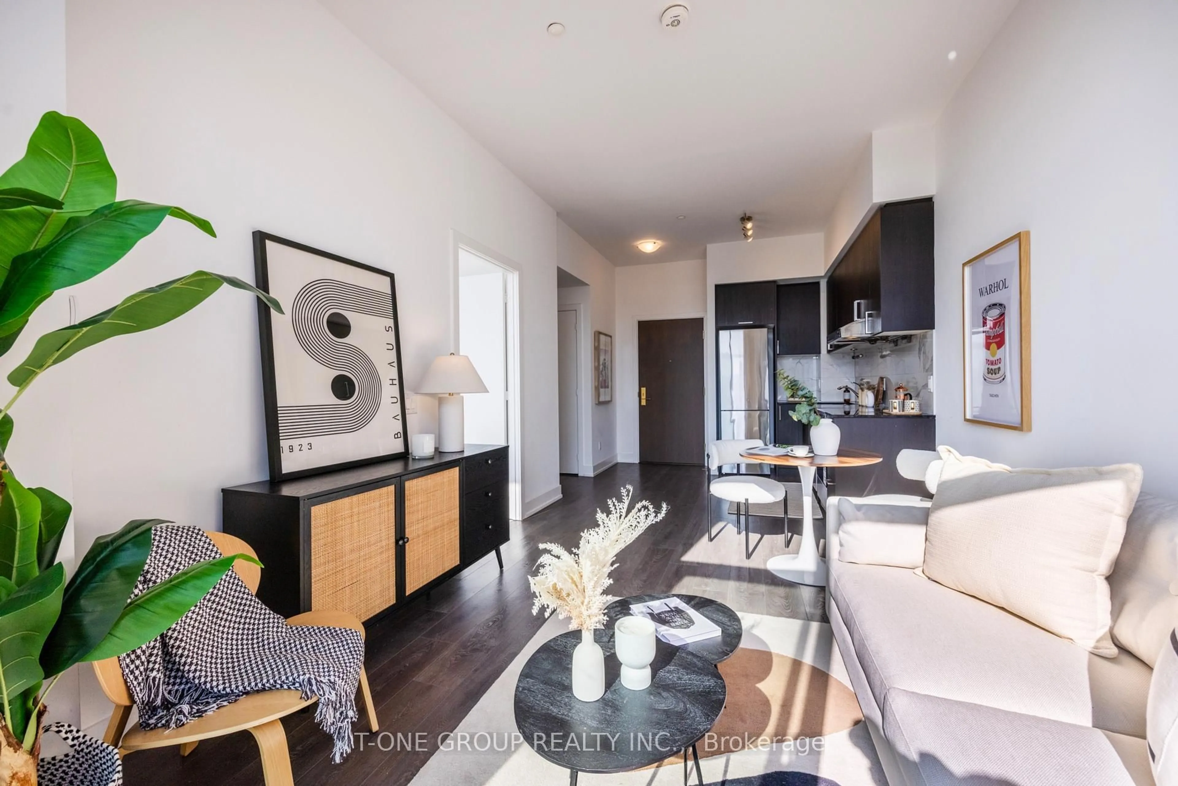 Unknown for 278 Buchanan Dr #920E, Markham Ontario L3R 6J1