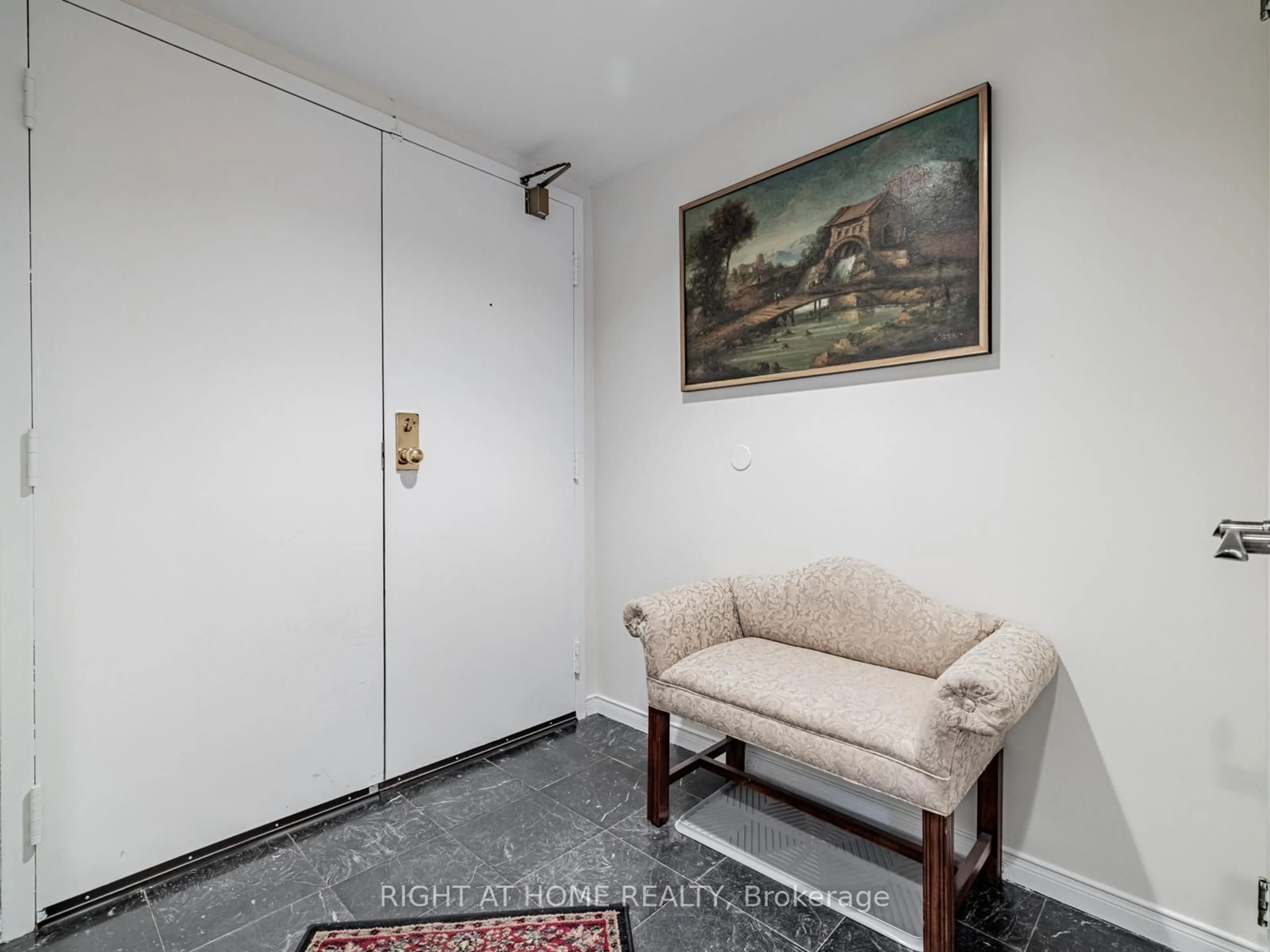 Unknown for 100 Arbors Lane #209, Vaughan Ontario L4L 7G4