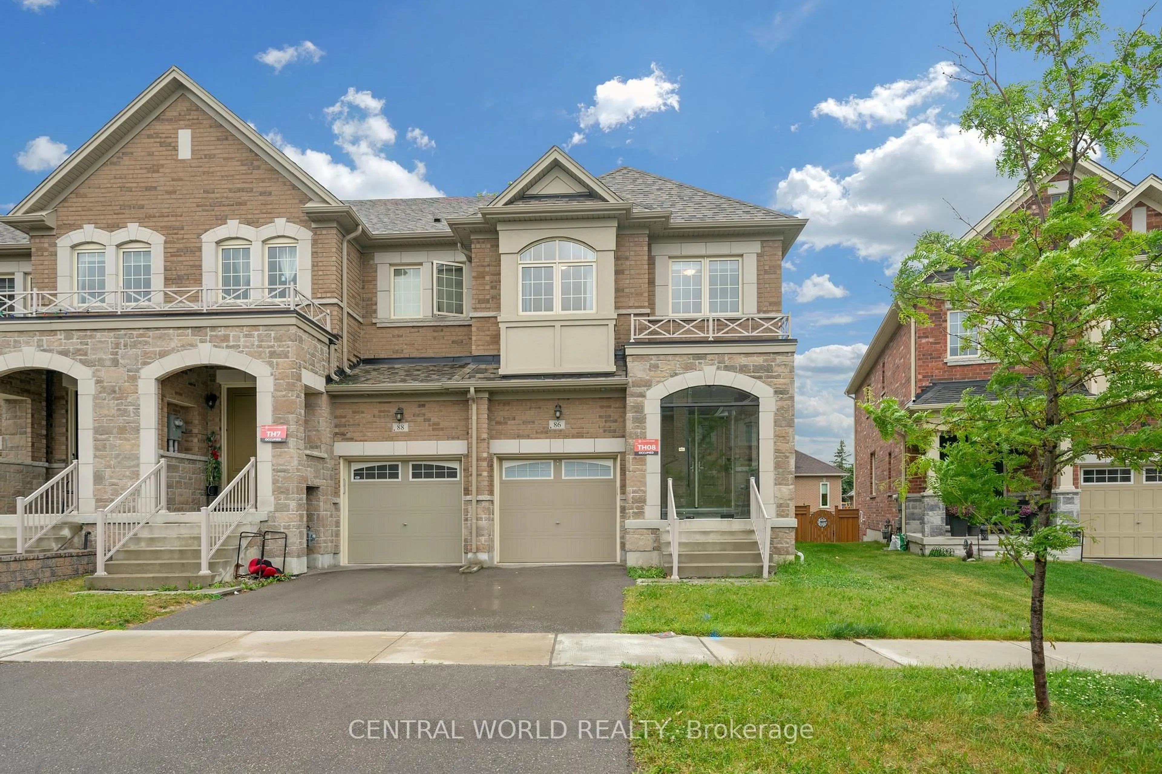 Home with brick exterior material, street for 86 Drizzel Cres, Richmond Hill Ontario L4E 2Z1